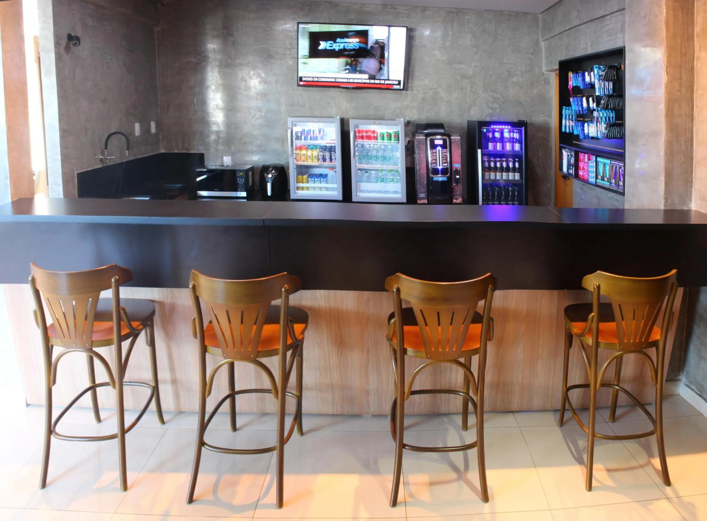 Lounge or bar in Bernal Hotel Econômico