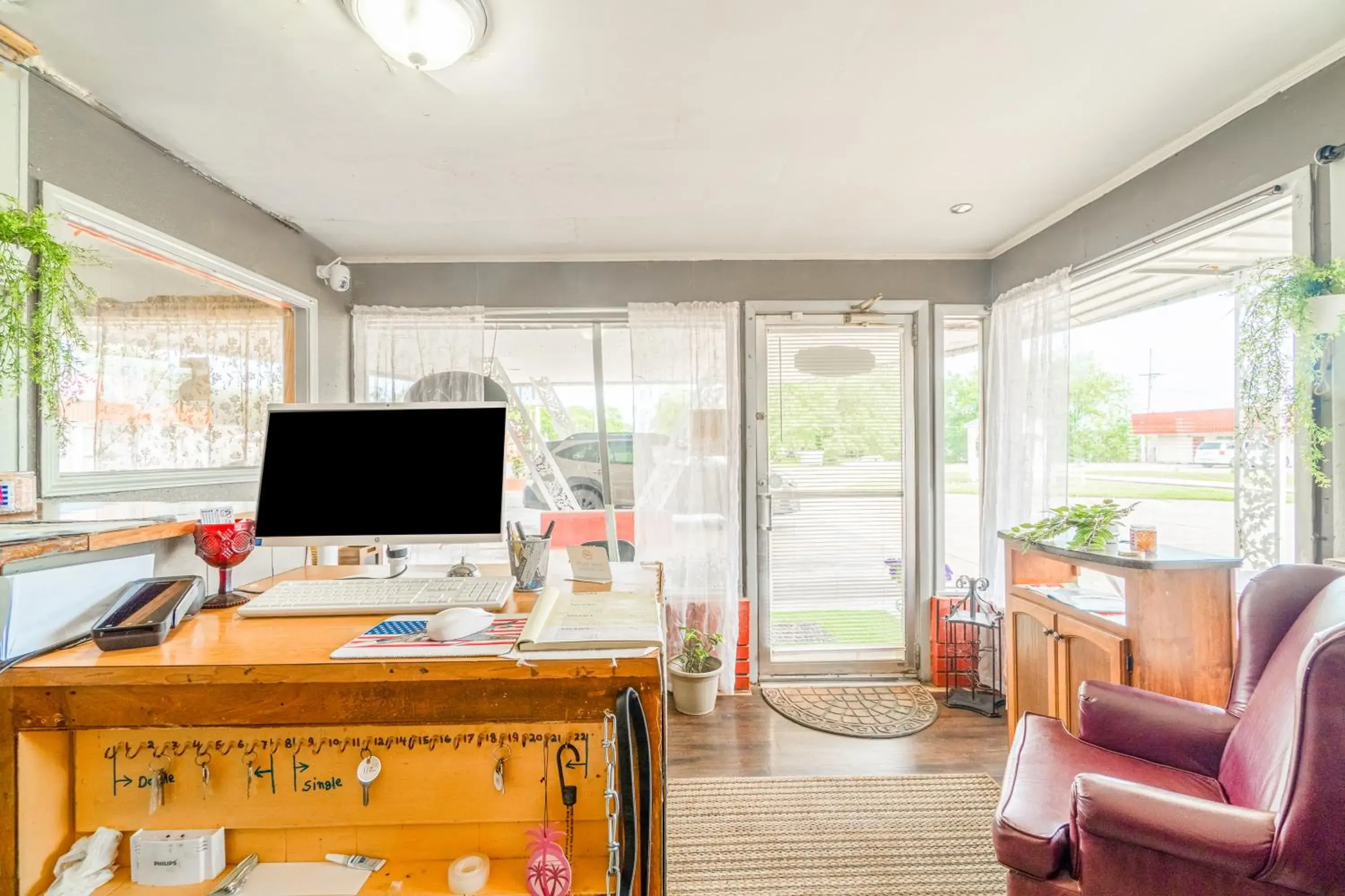 Lobby or reception in OYO Holiday Capri Motel & Rv Park Lobby or reception in OYO Holiday Capri Motel & Rv Park