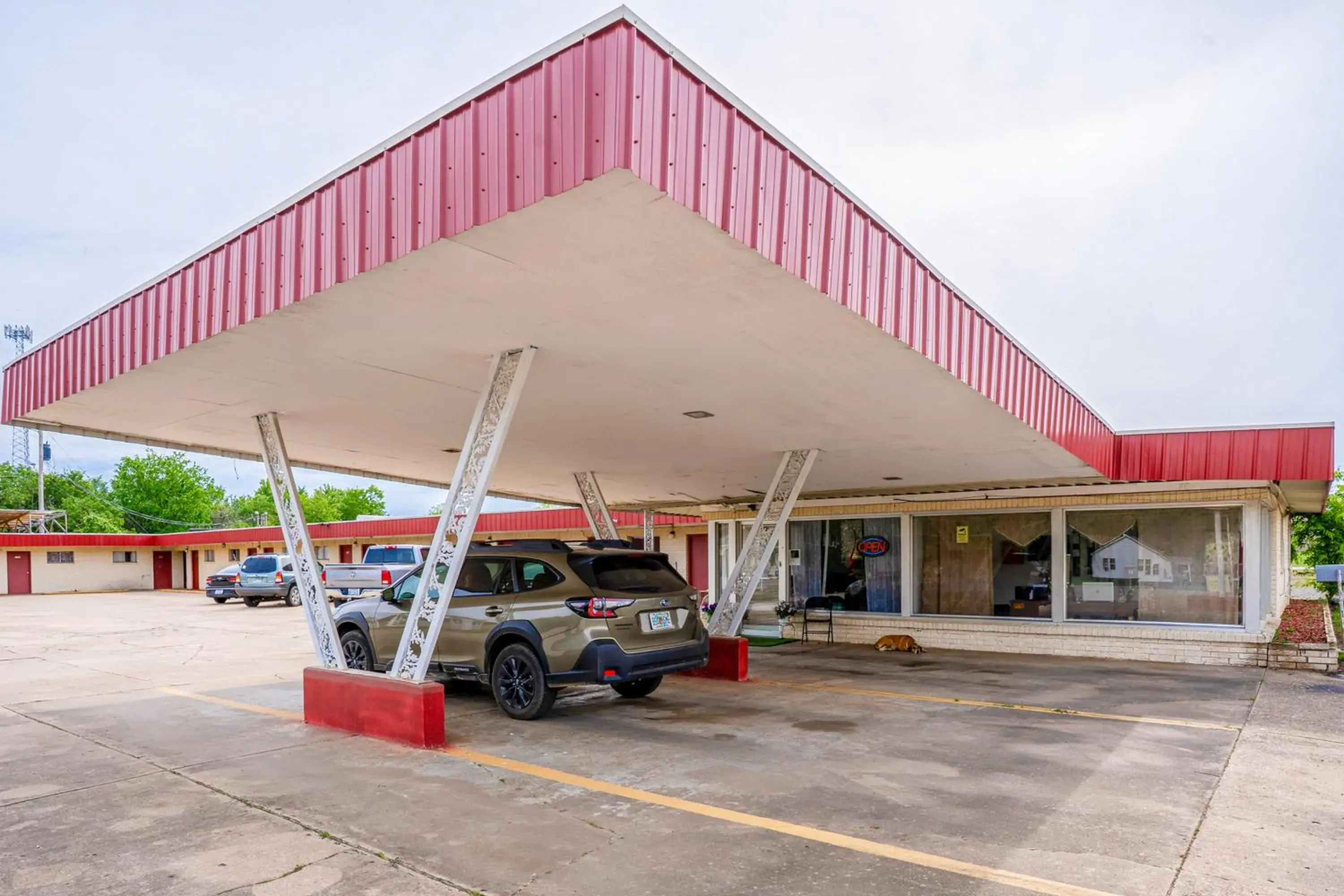 Facade/entrance in OYO Holiday Capri Motel & Rv Park Facade/entrance in OYO Holiday Capri Motel & Rv Park