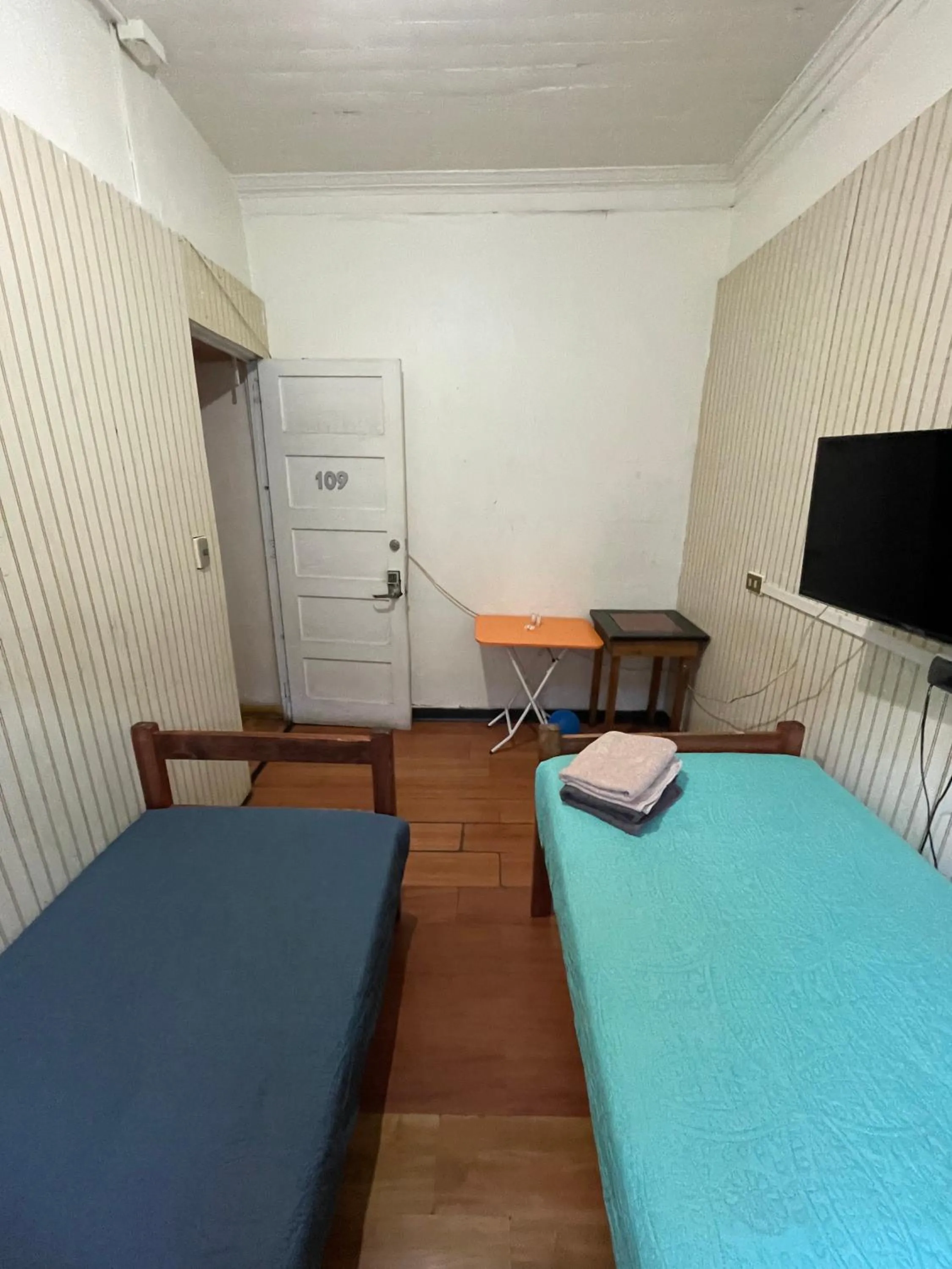 Bed in VOY Hostales - Oriente