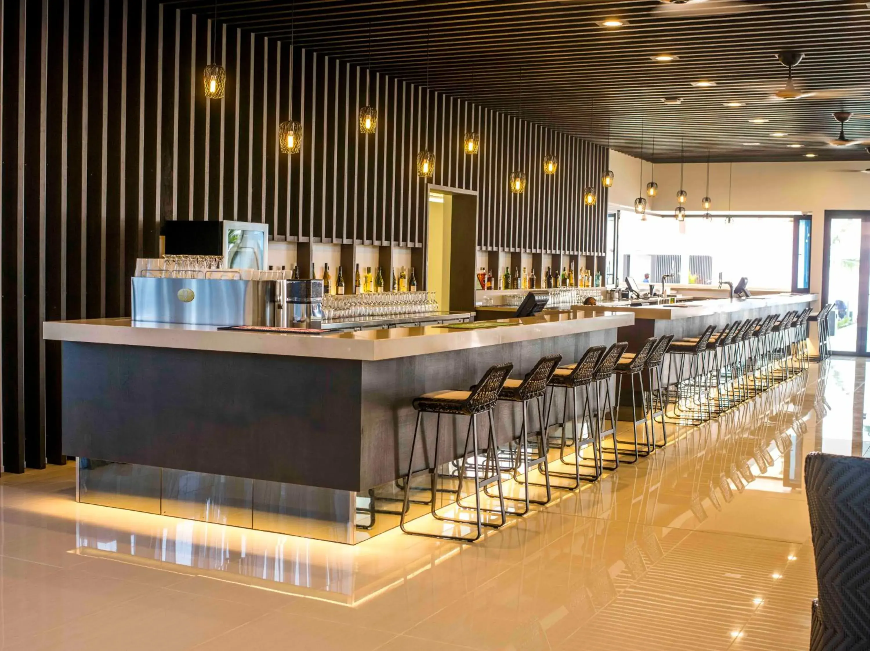 Lounge or bar in Taumeasina Island Resort Lounge or bar in Taumeasina Island Resort