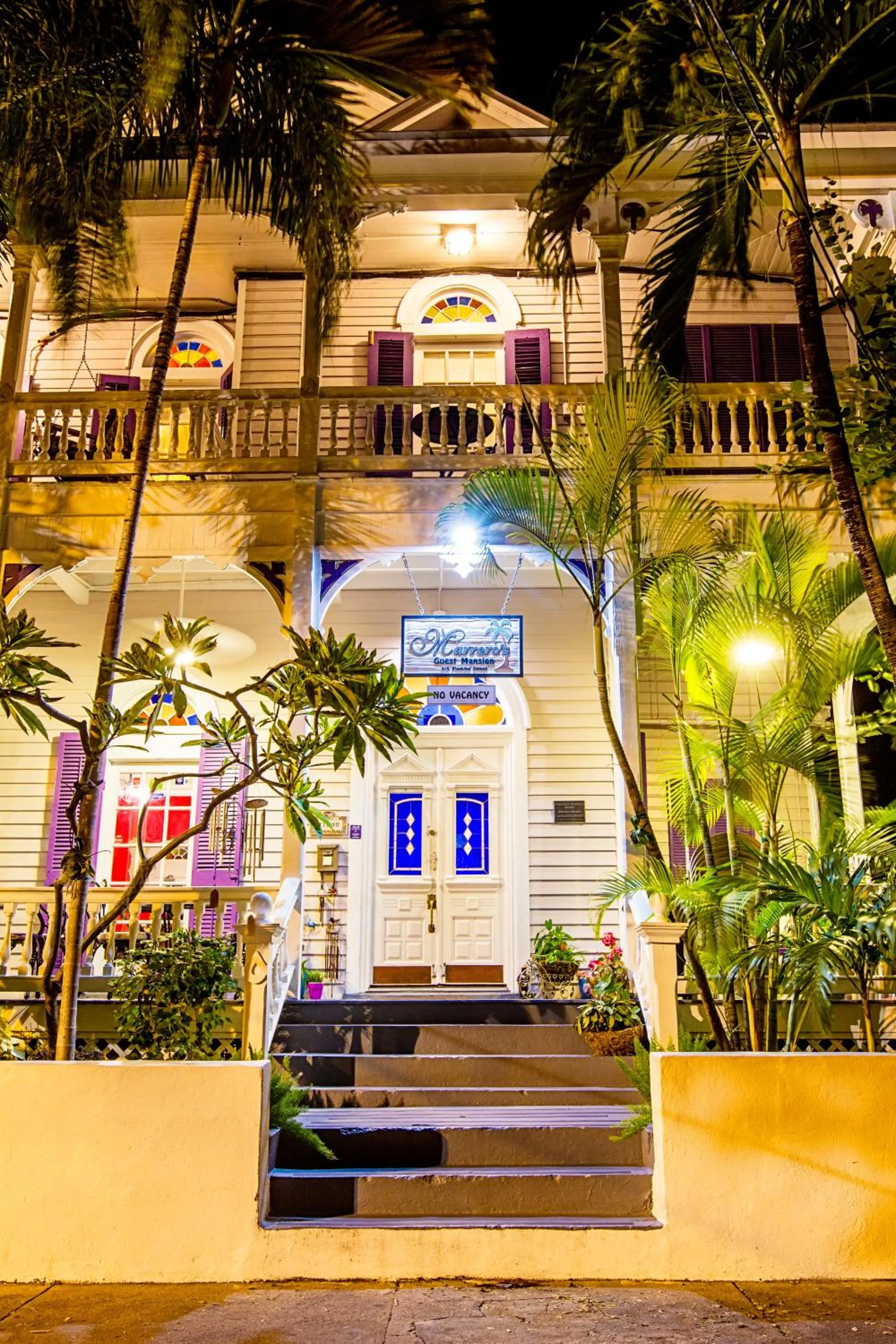 Night in Marreros Guest Mansion - Adult Only