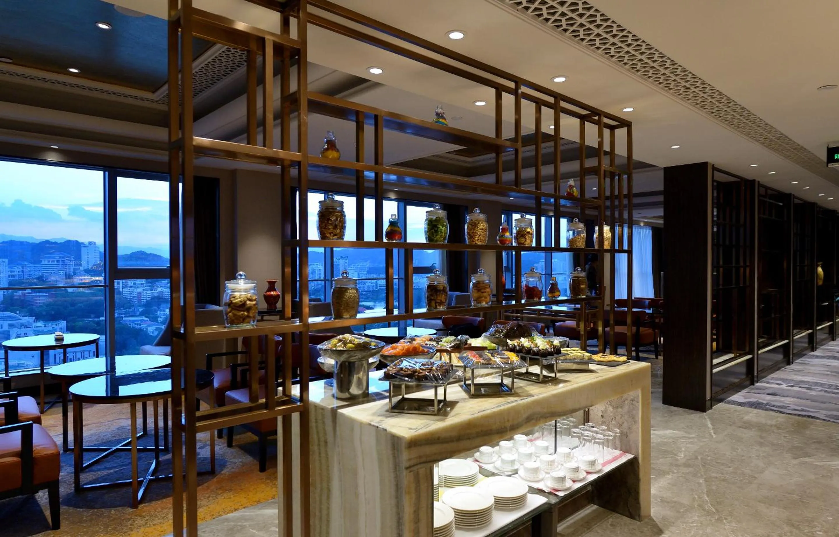Lounge or bar in Fuzhou Lakeside Hotel