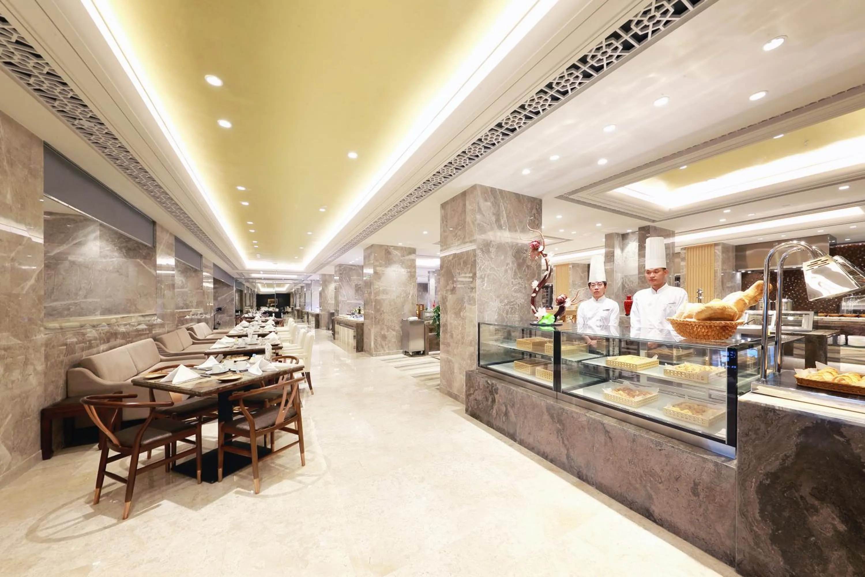 Restaurant/places to eat in Fuzhou Lakeside Hotel