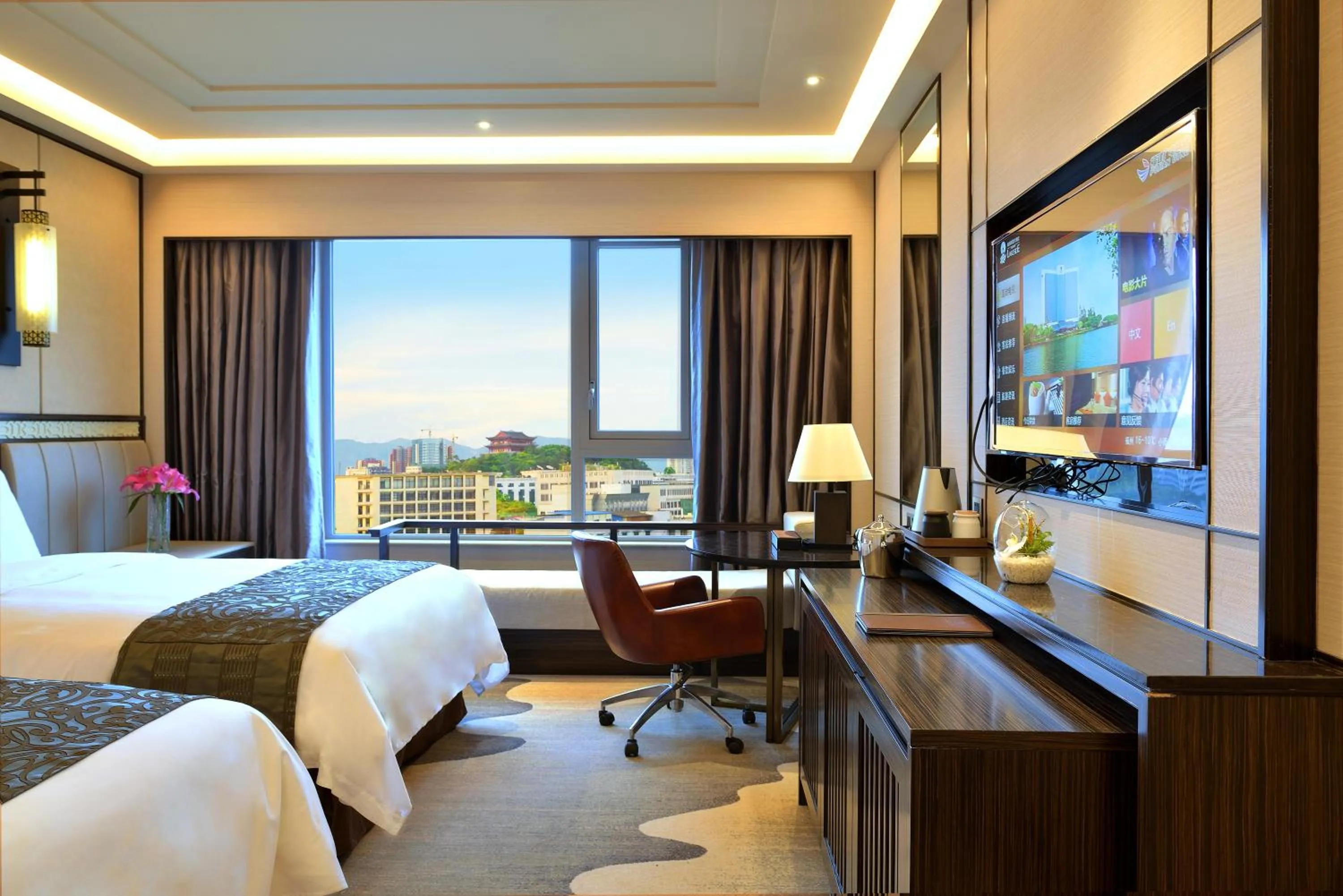 City view, Bed in Fuzhou Lakeside Hotel