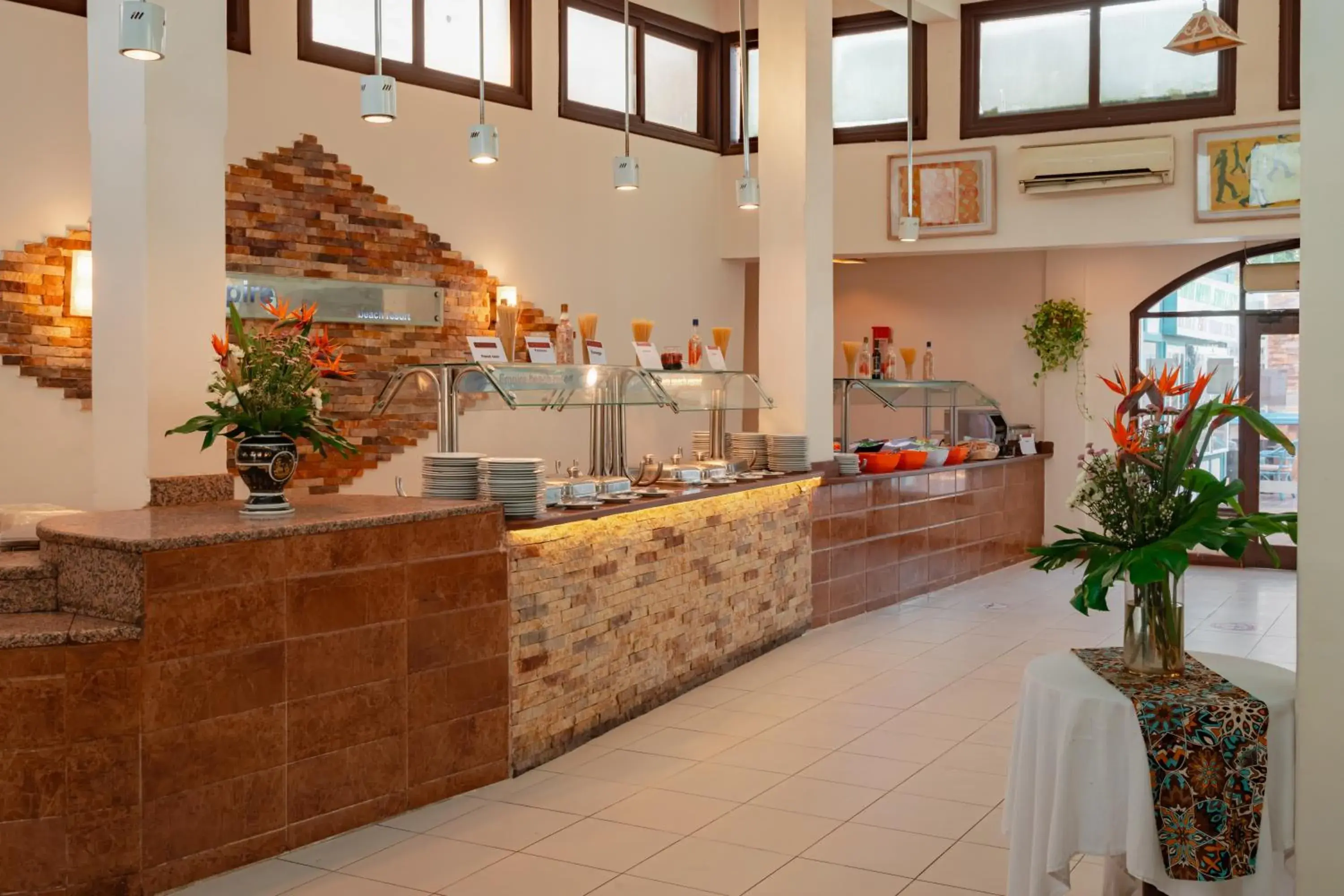 Restaurant/places to eat in Empire Beach Aqua Park Restaurant/places to eat in Empire Beach Aqua Park