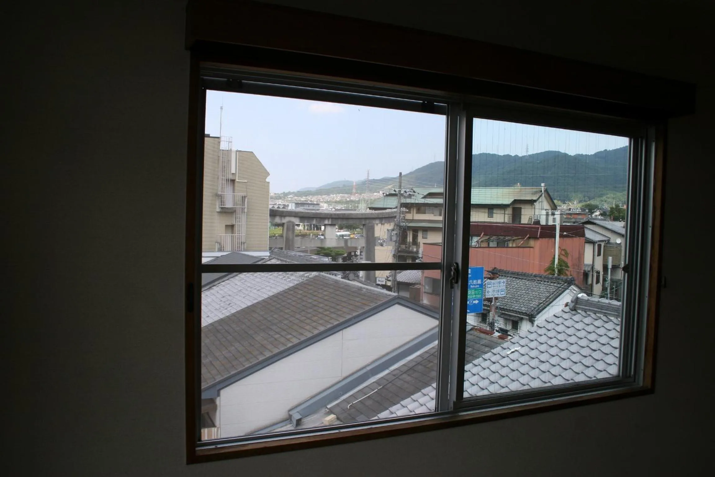 Mountain view in Travellersdou Kirinya