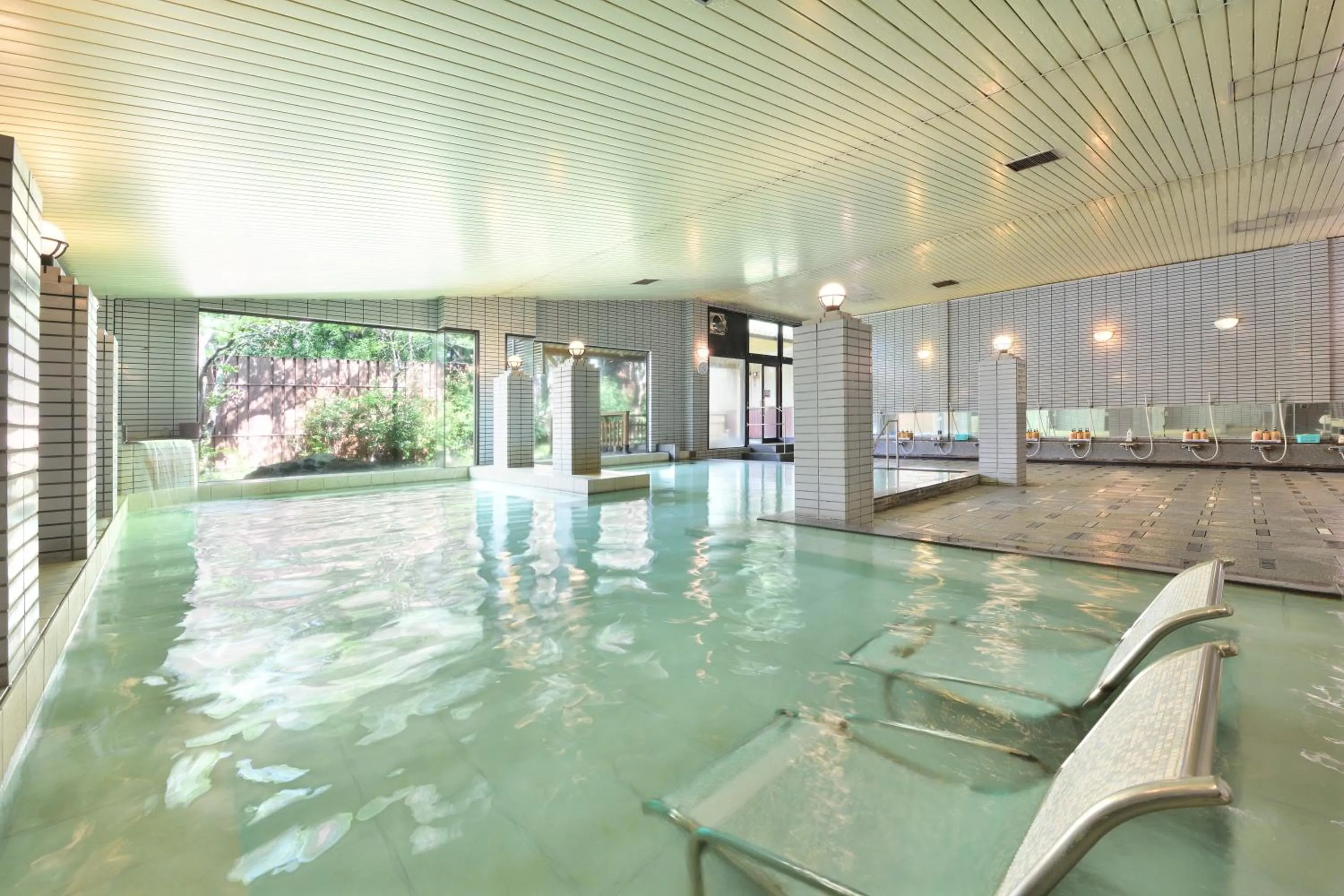 Public Bath in Yunogo Onsen HOTEL YUNOMORI BISYUNKAKU