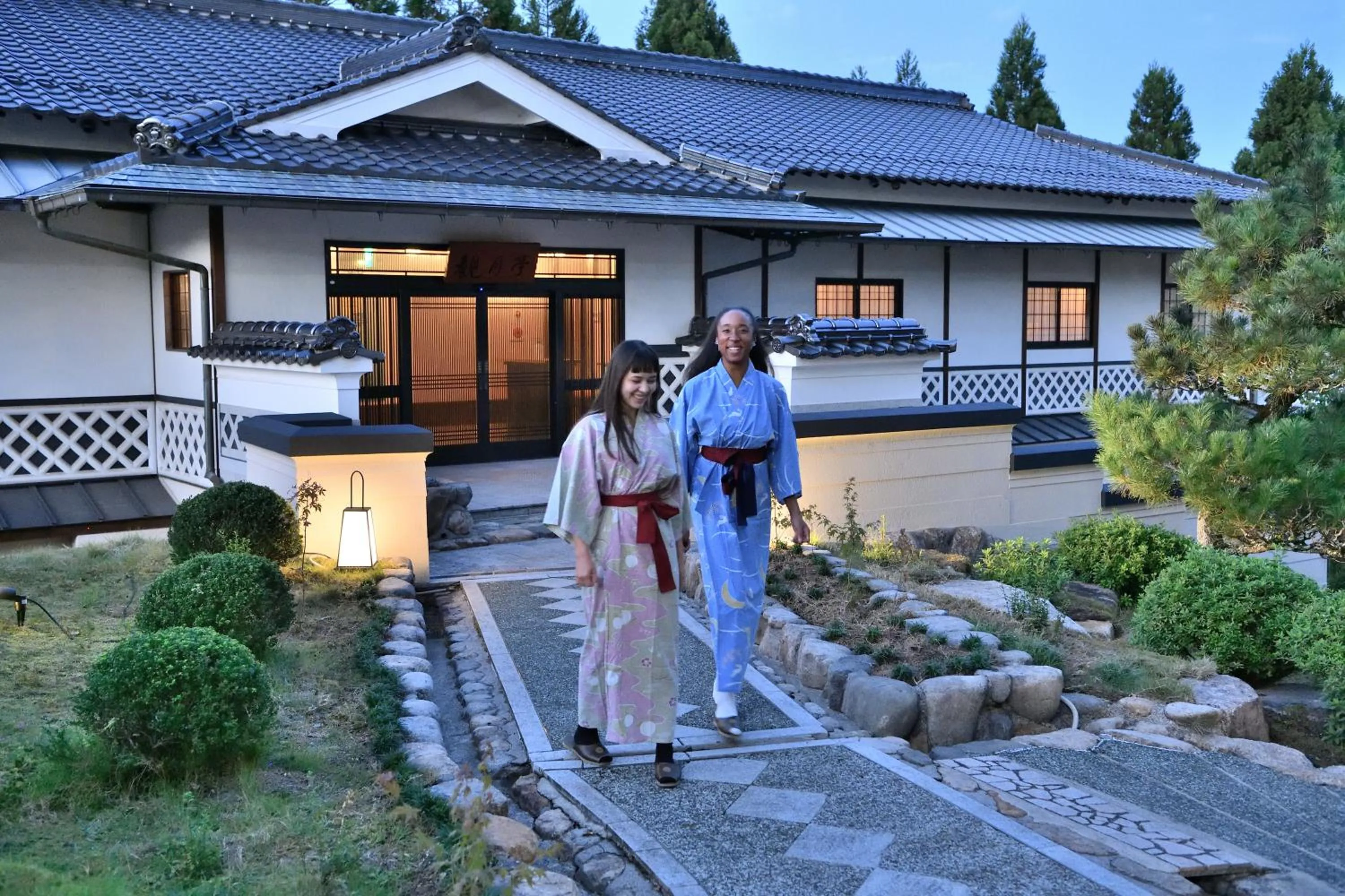 Property building in Yunogo Onsen HOTEL YUNOMORI BISYUNKAKU