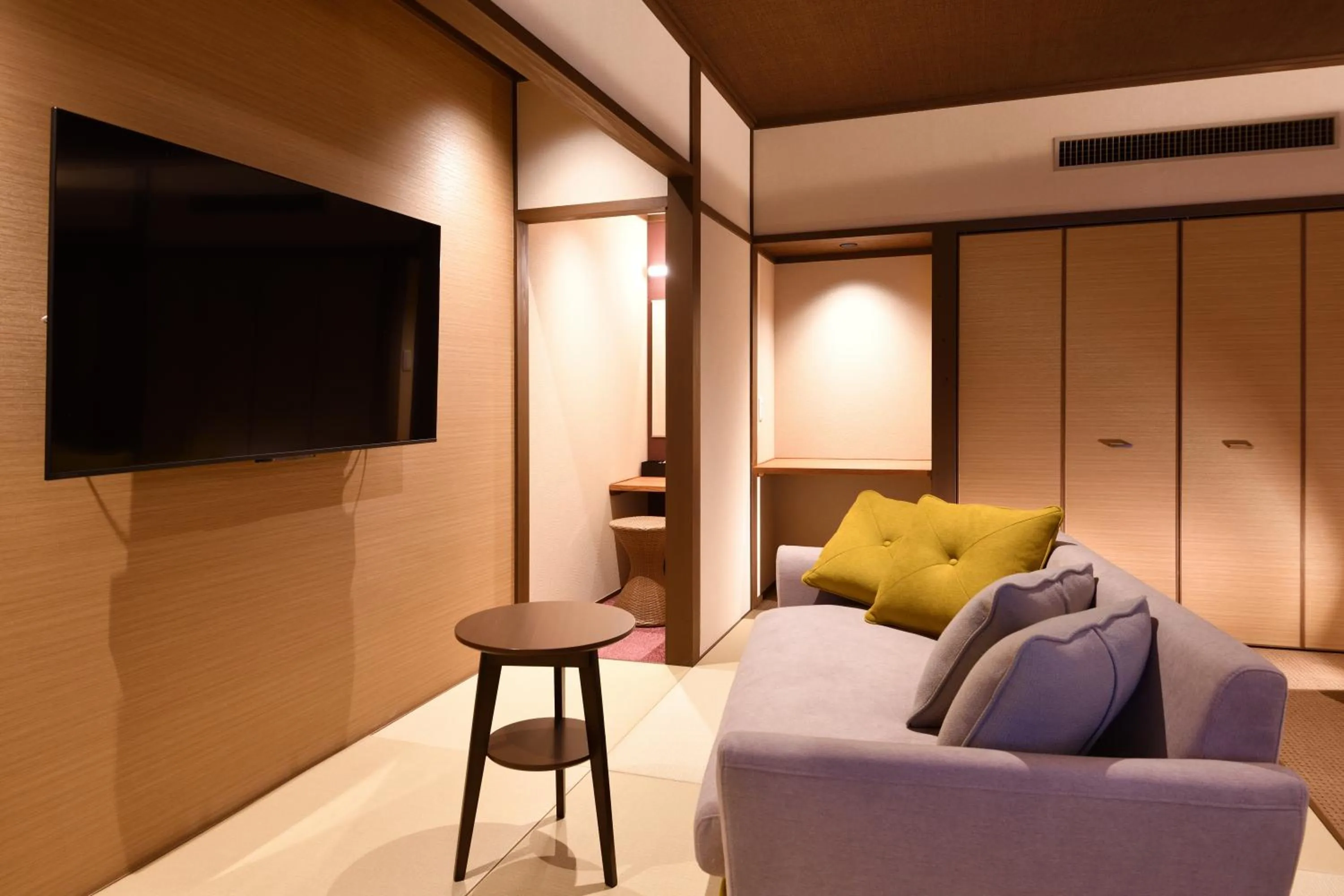 Photo of the whole room in Yunogo Onsen HOTEL YUNOMORI BISYUNKAKU