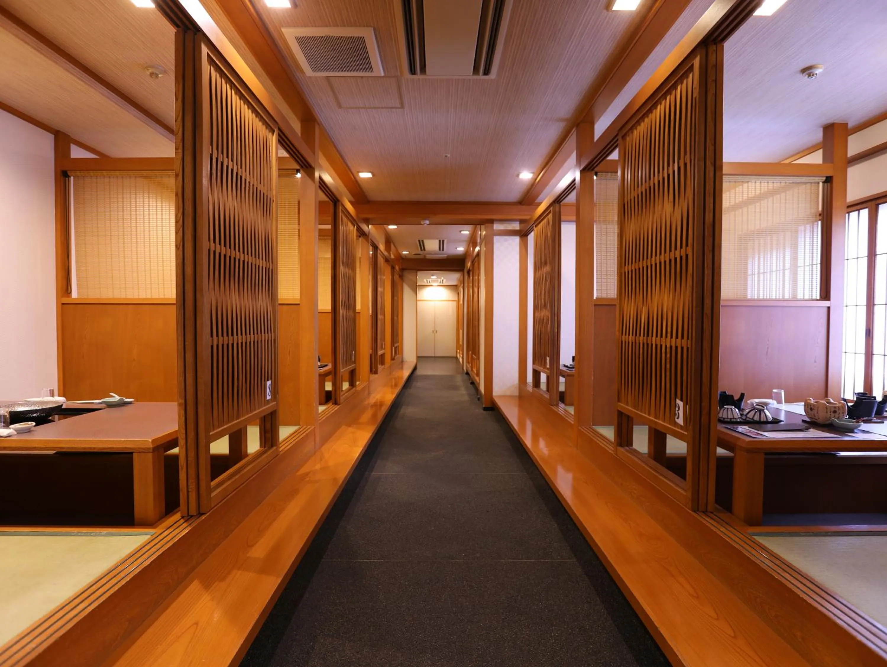 Restaurant/places to eat in Yunogo Onsen HOTEL YUNOMORI BISYUNKAKU