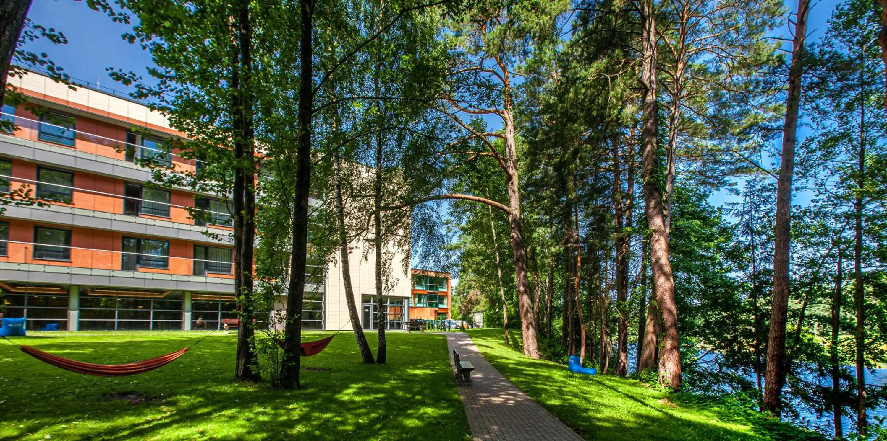 Inner courtyard view in UPA Medical SPA