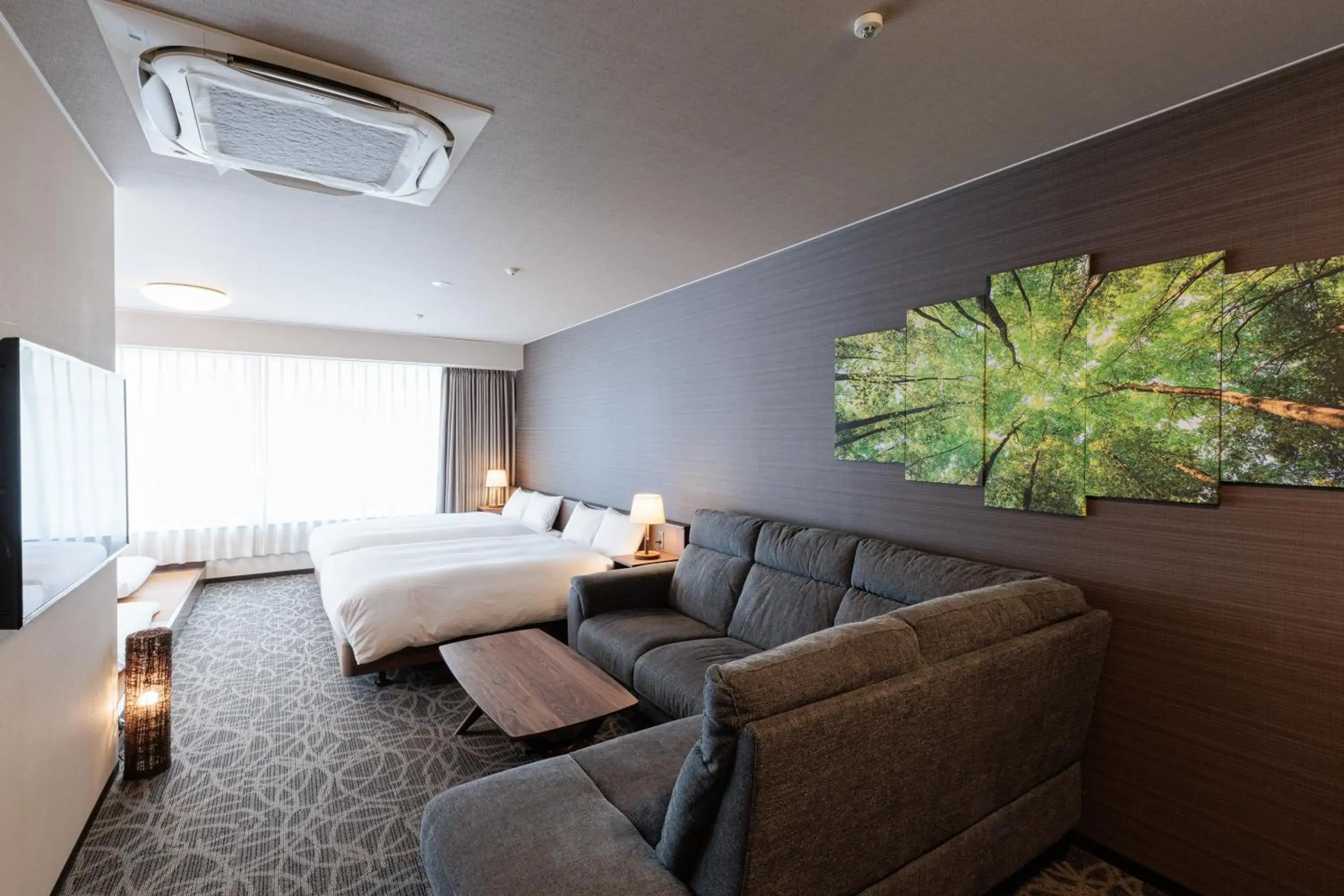 Photo of the whole room, Bed in Hotel Silk Tree Nagoya Photo of the whole room, Bed in Hotel Silk Tree Nagoya