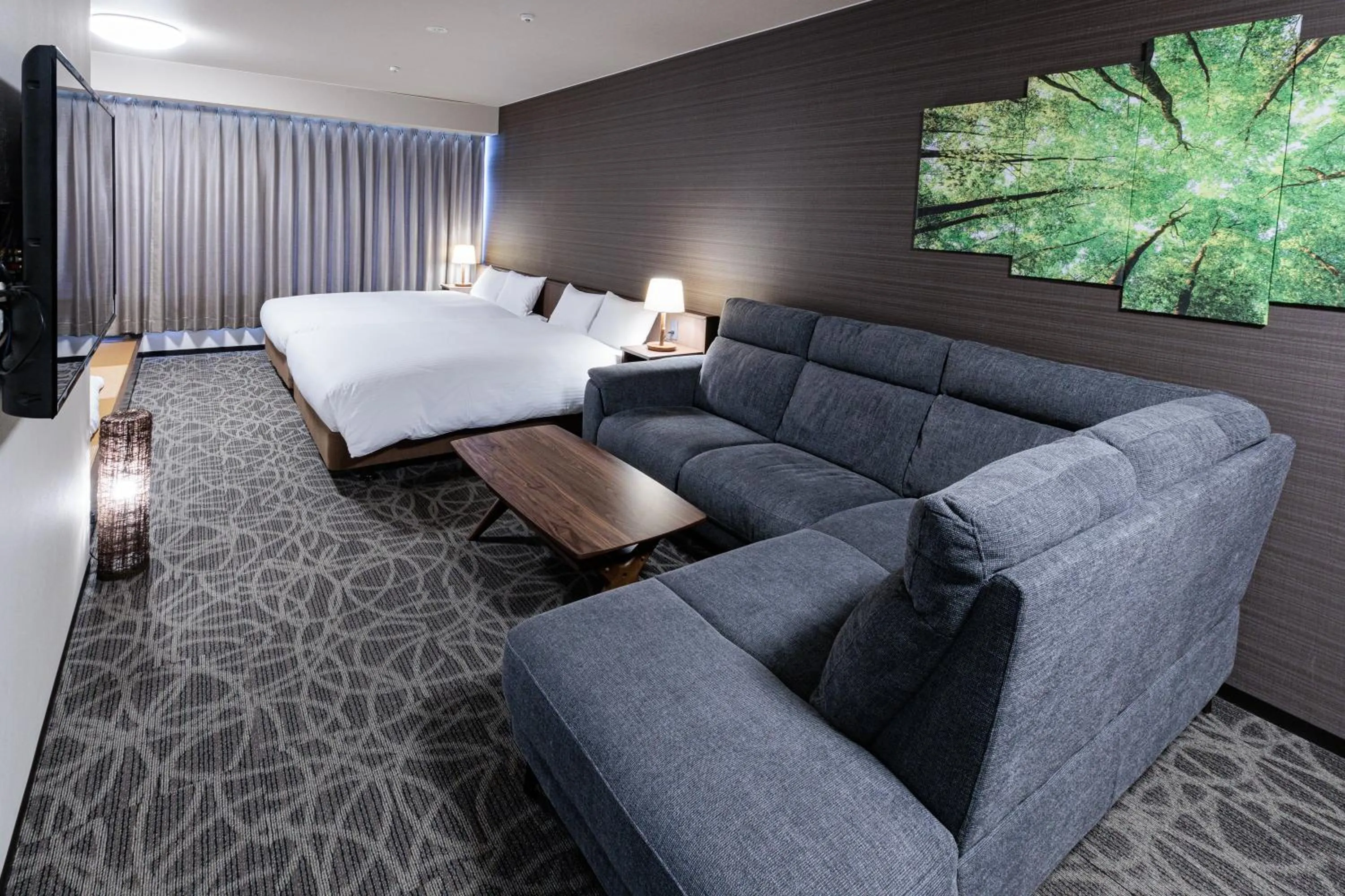 Photo of the whole room in Hotel Silk Tree Nagoya