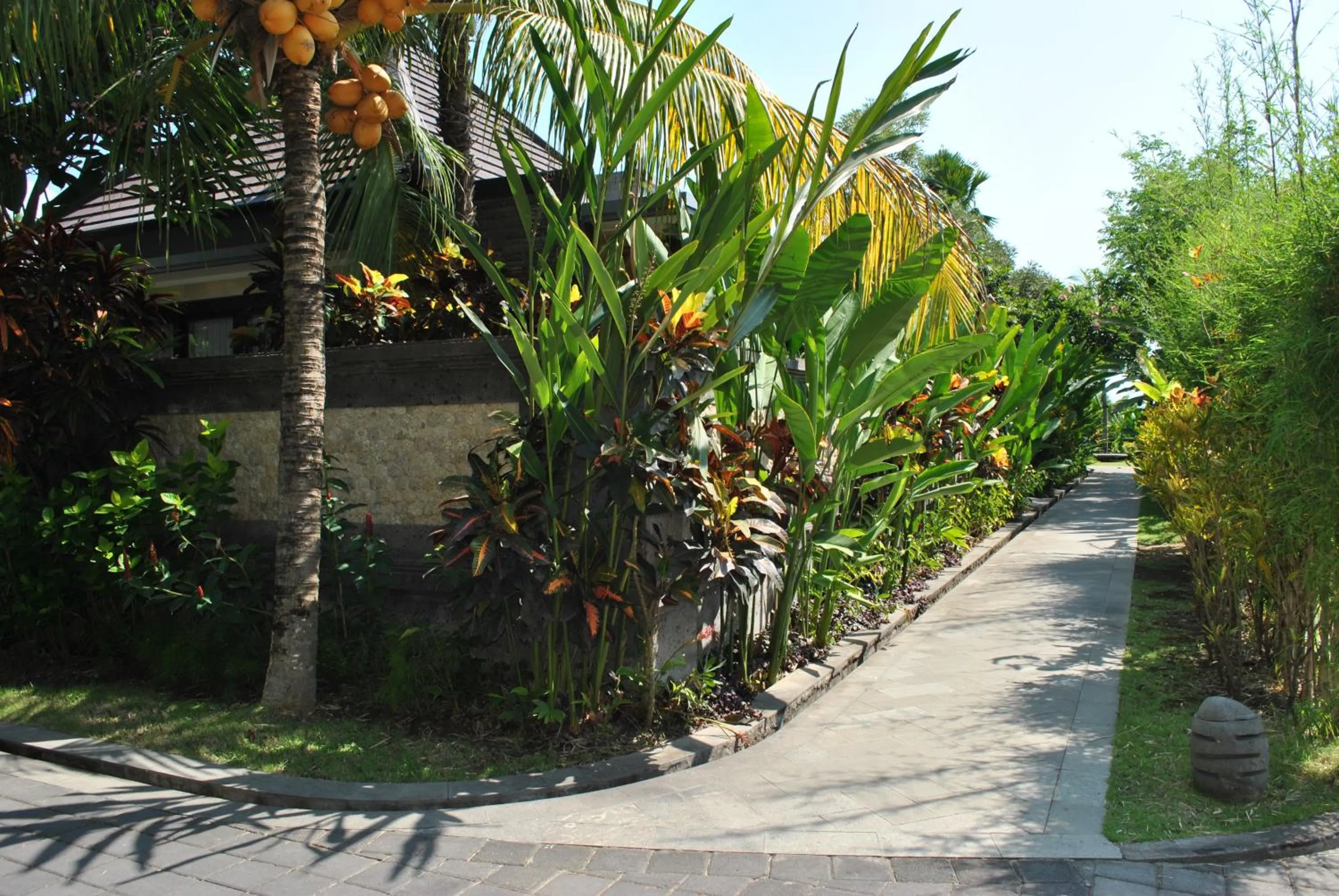 Garden in Kori Maharani Villas & Resort