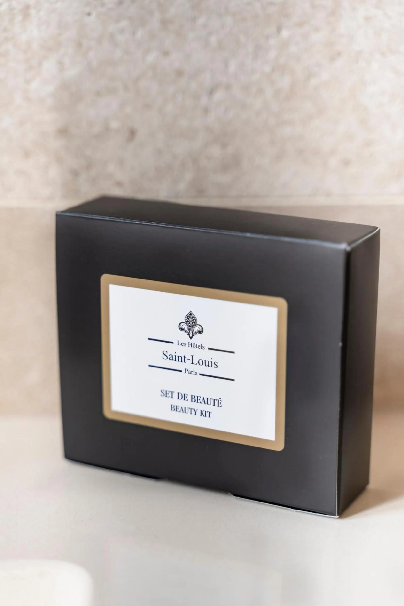 Bathroom in Hotel Saint-Louis Pigalle