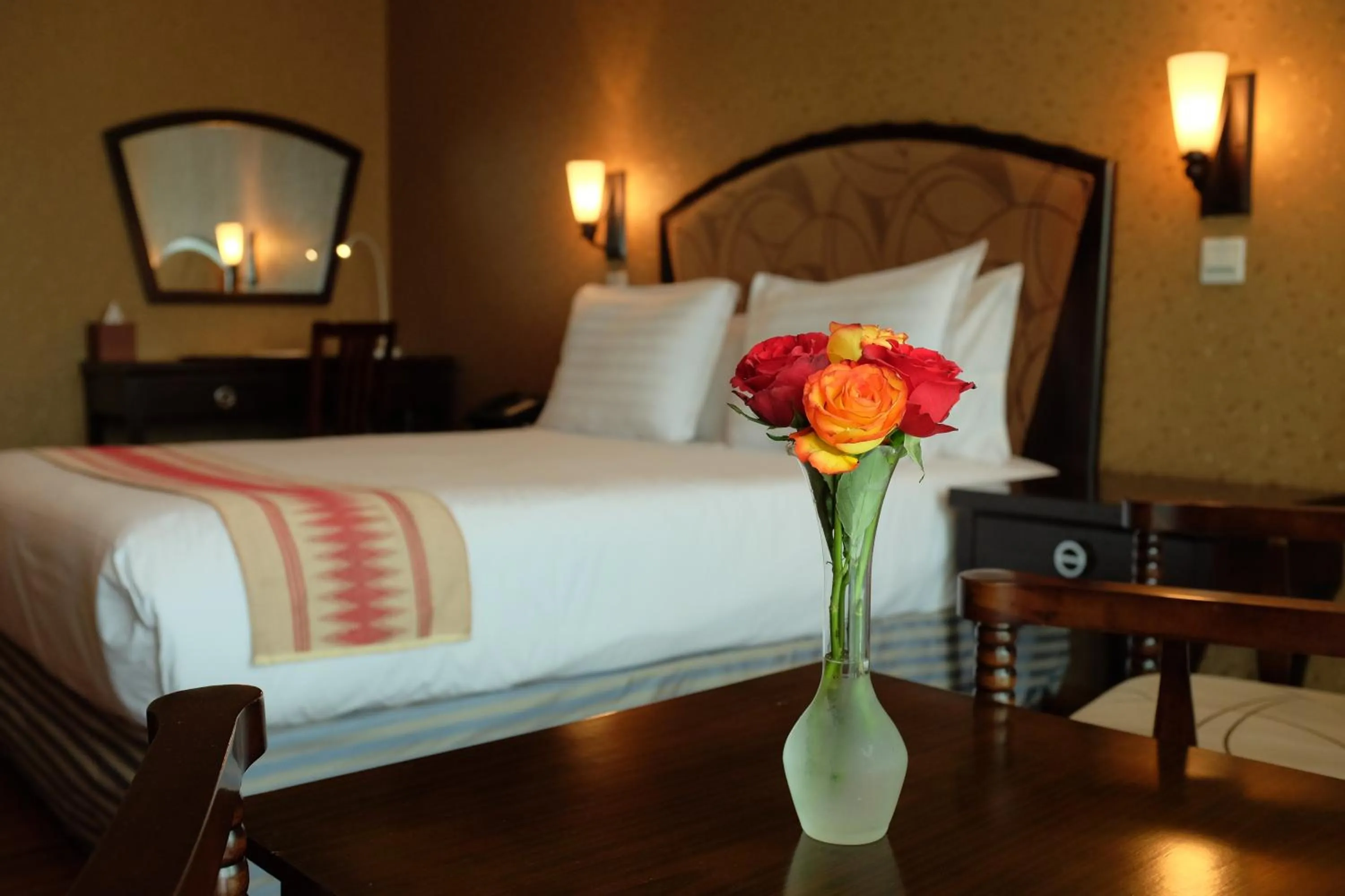 Bedroom, Bed in Abyssinia Renaissance Hotel