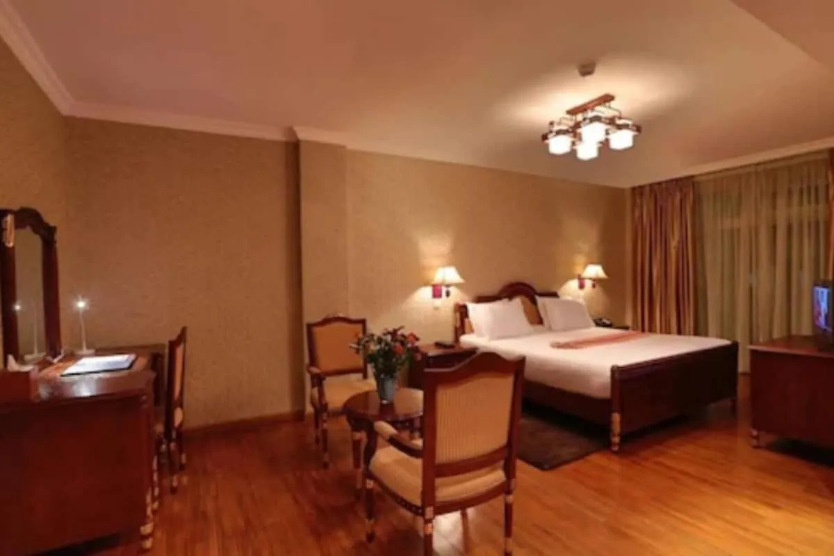 Bedroom, Bed in Abyssinia Renaissance Hotel