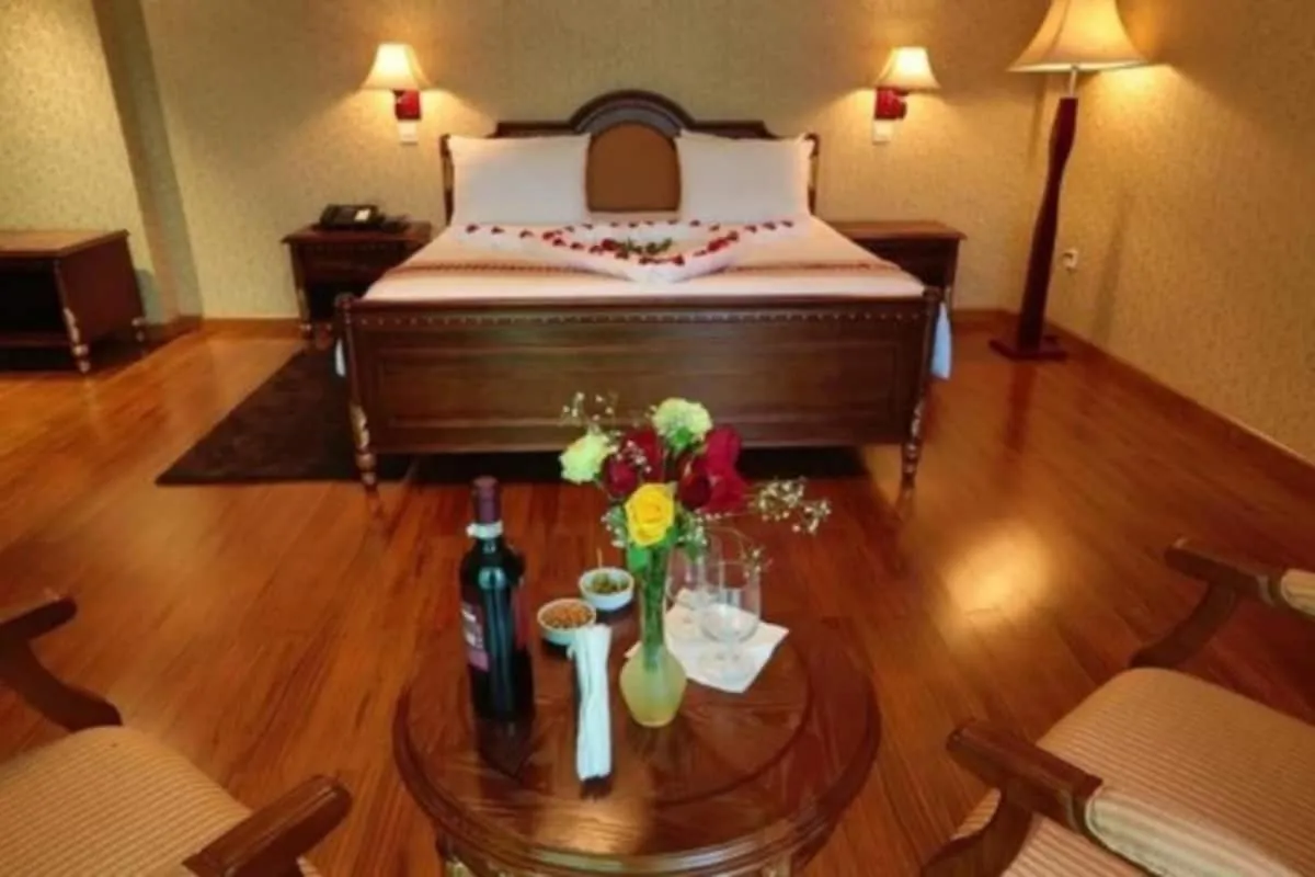 Bedroom, Bed in Abyssinia Renaissance Hotel