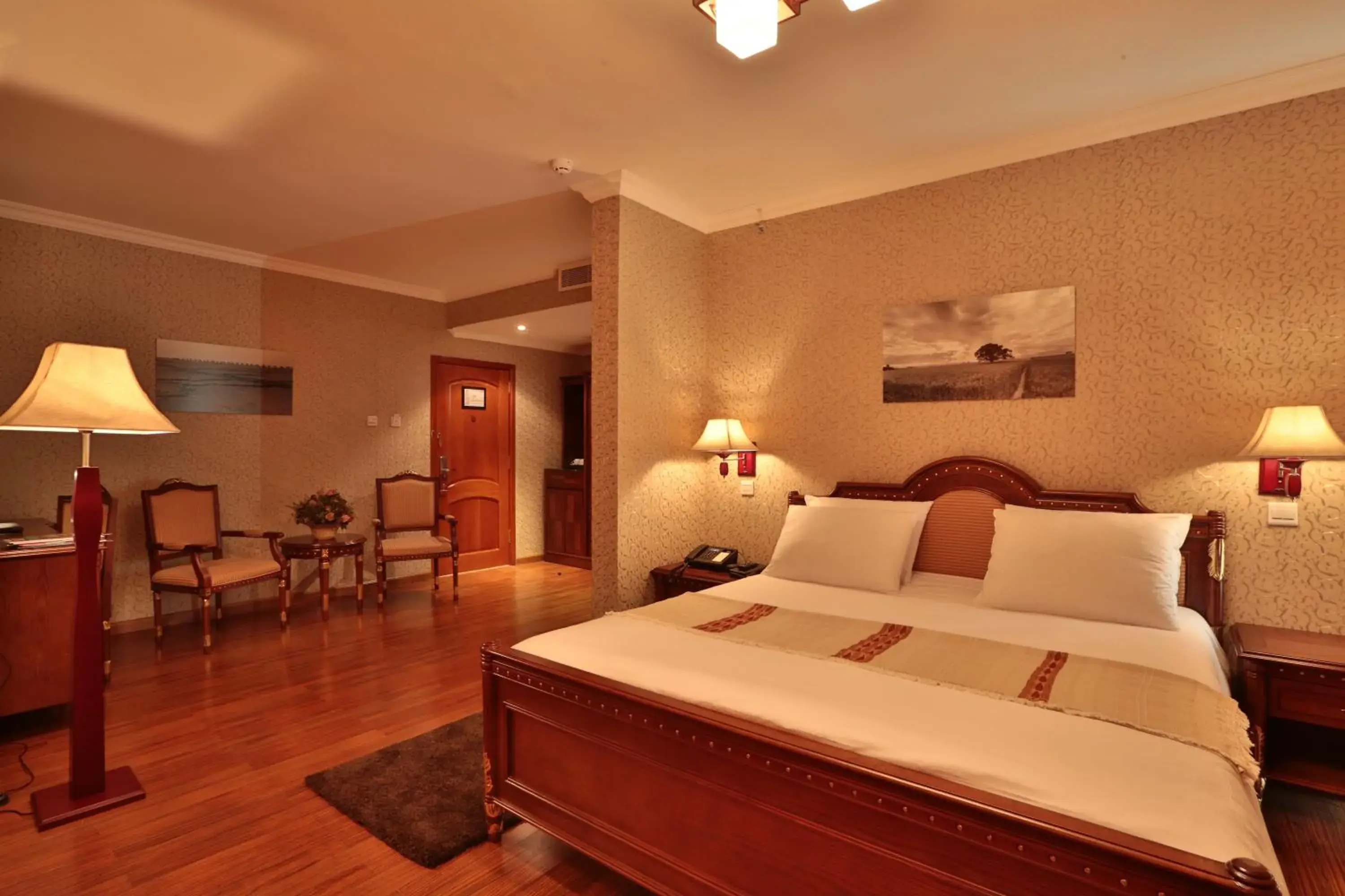 Bed in Abyssinia Renaissance Hotel Bed in Abyssinia Renaissance Hotel