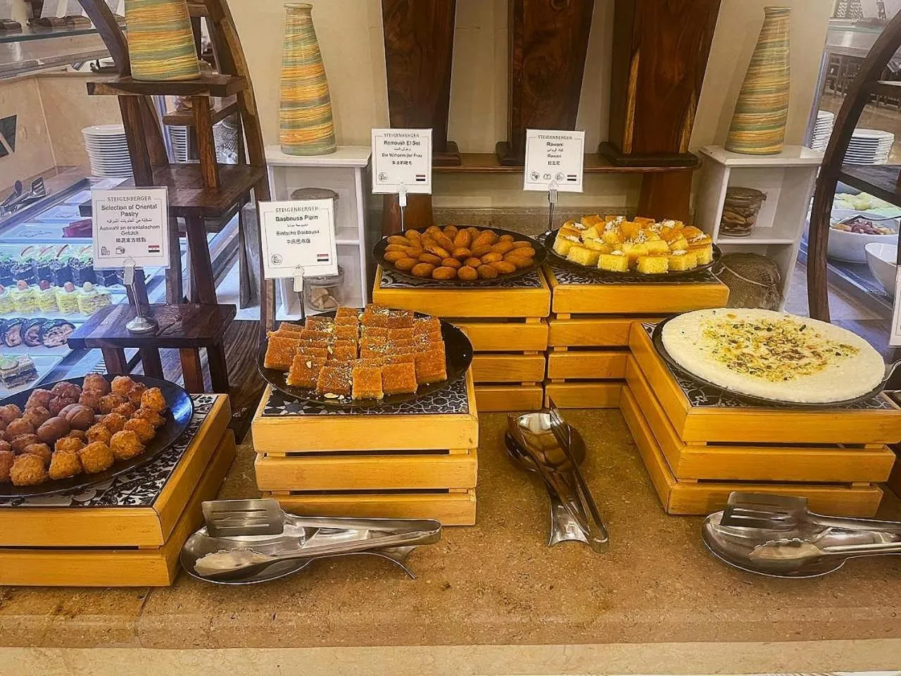 Food and drinks in Steigenberger Resort Achti