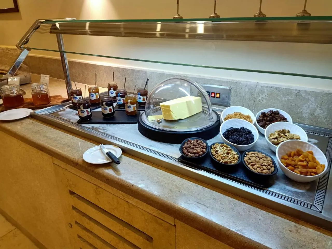 Food and drinks in Steigenberger Resort Achti