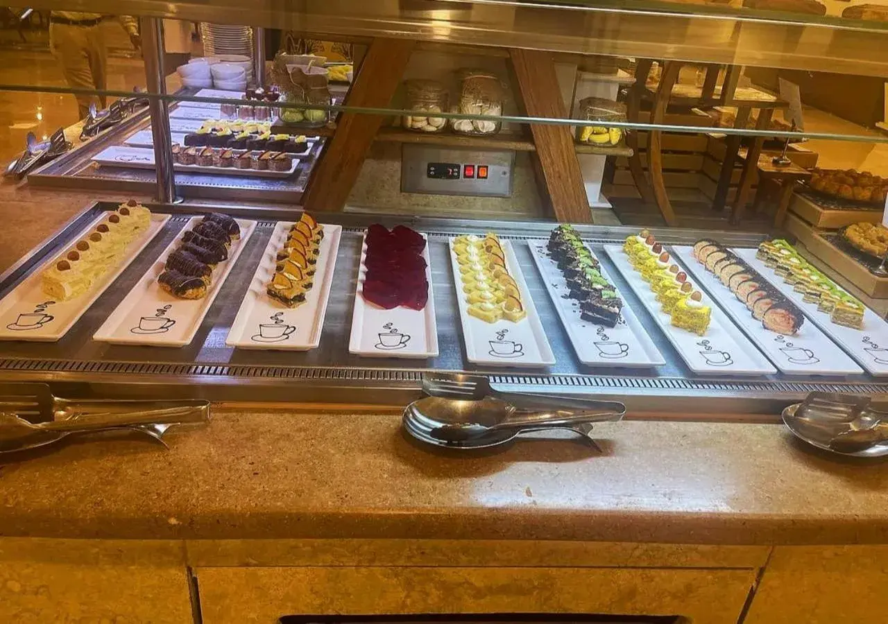 Food in Steigenberger Resort Achti Food in Steigenberger Resort Achti