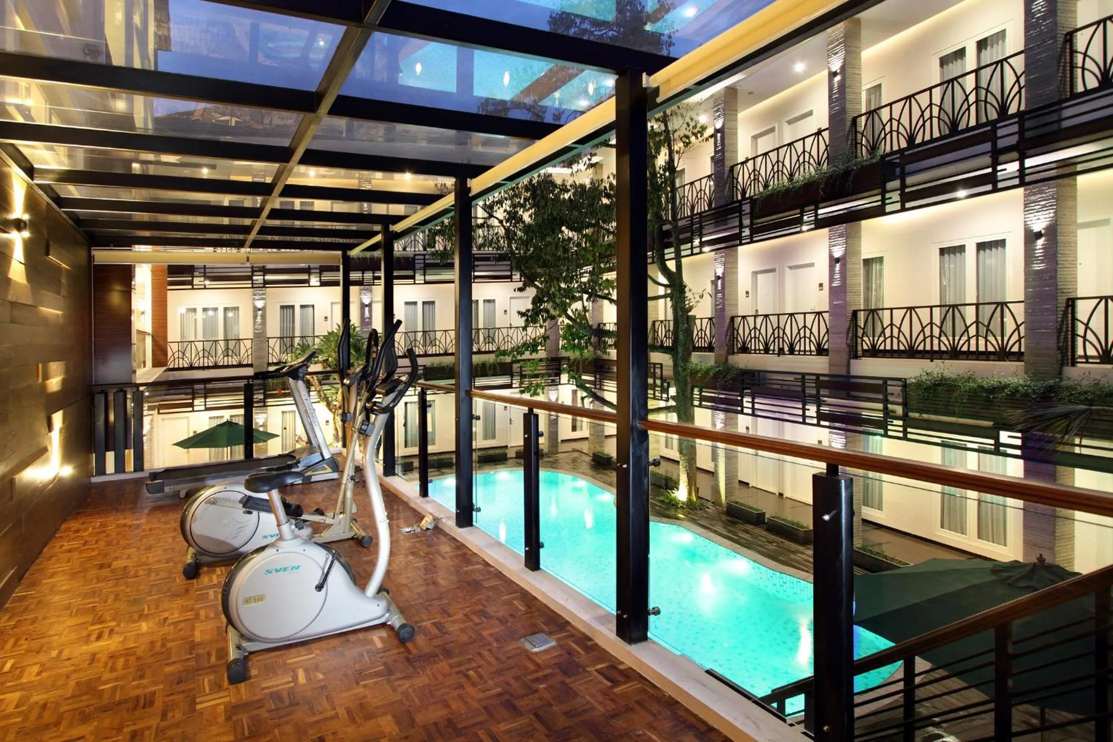 Fitness centre/facilities in Gets Hotel