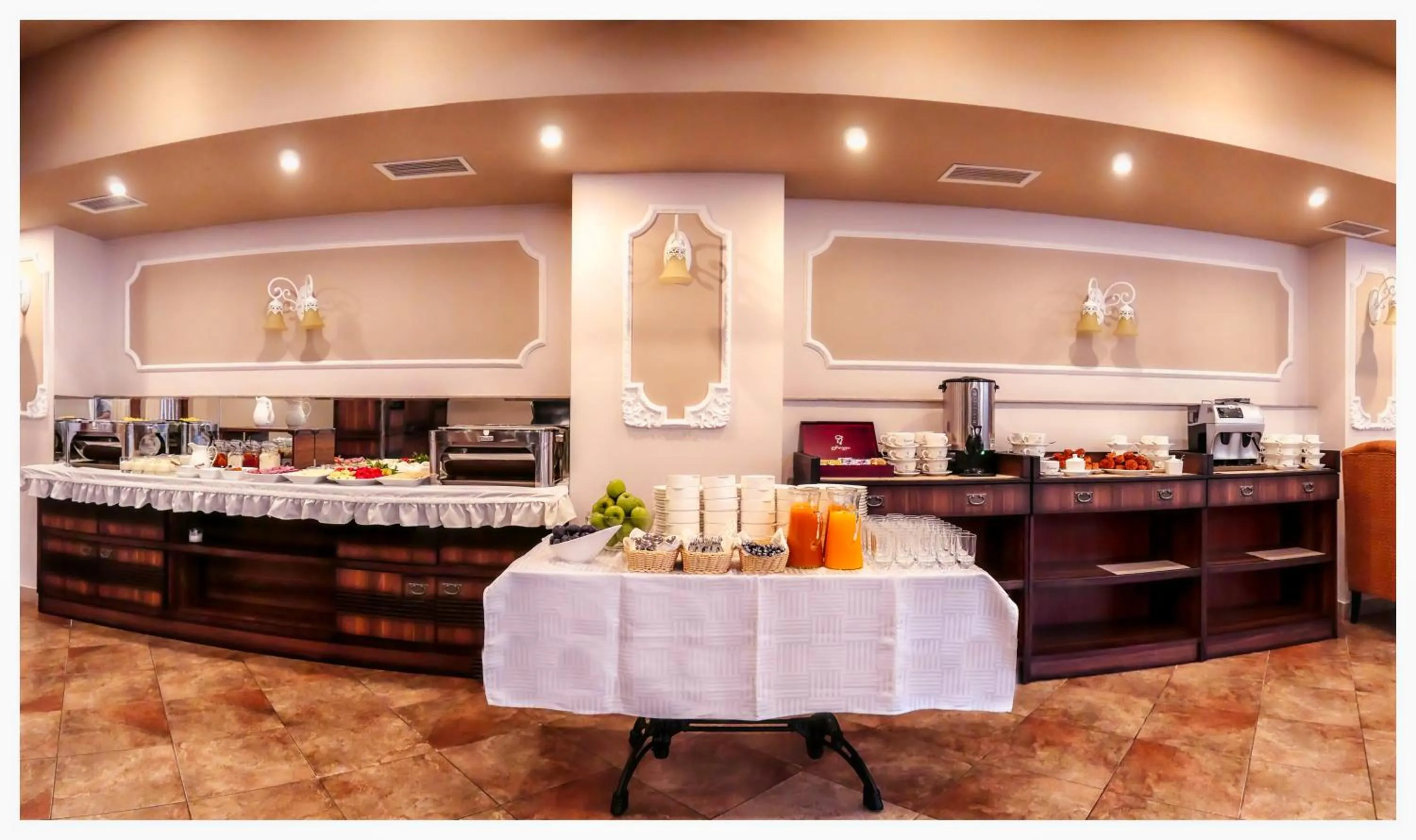 Breakfast in Boutique Hotel Argo