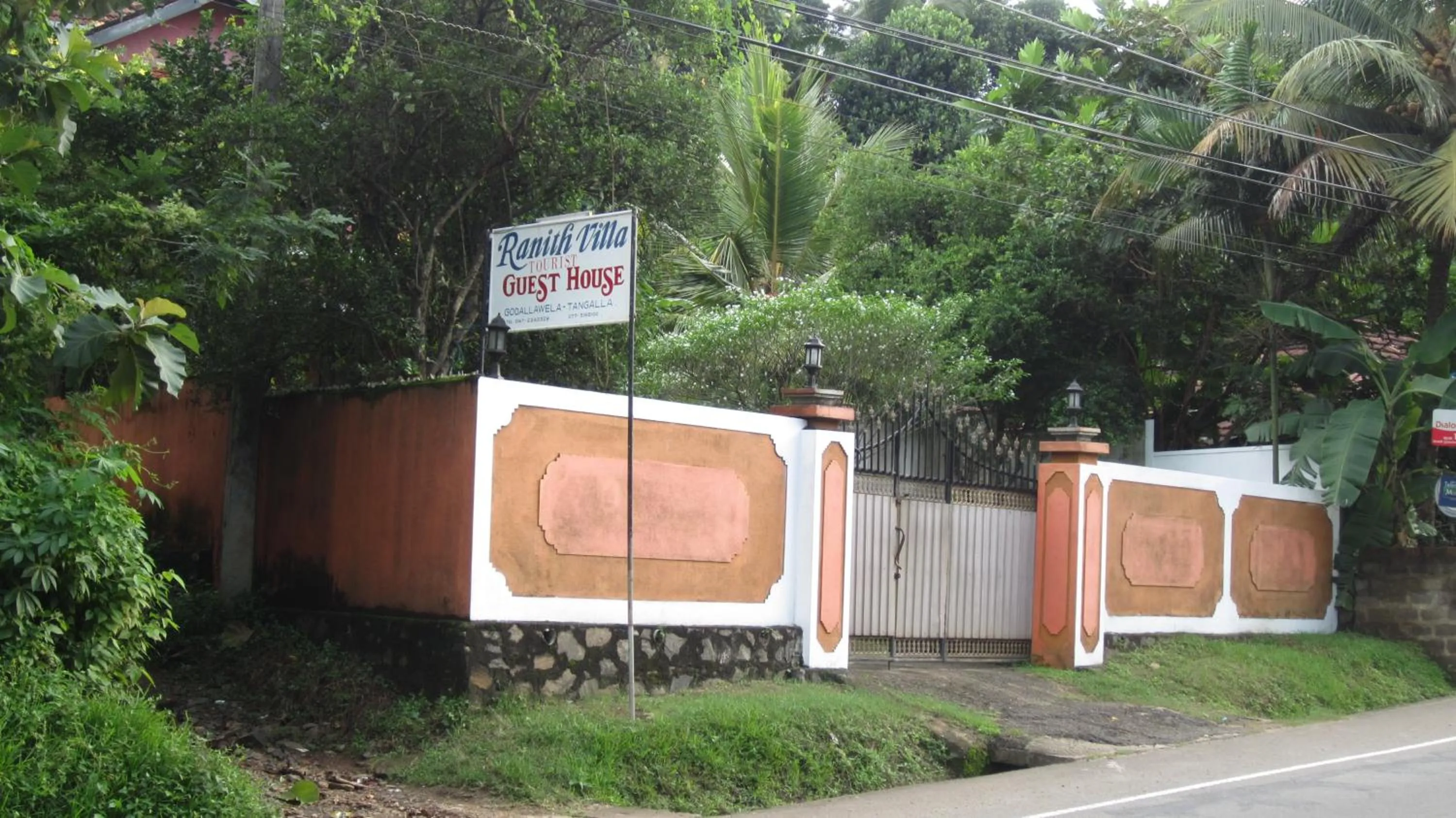Facade/entrance in Ranith Villa