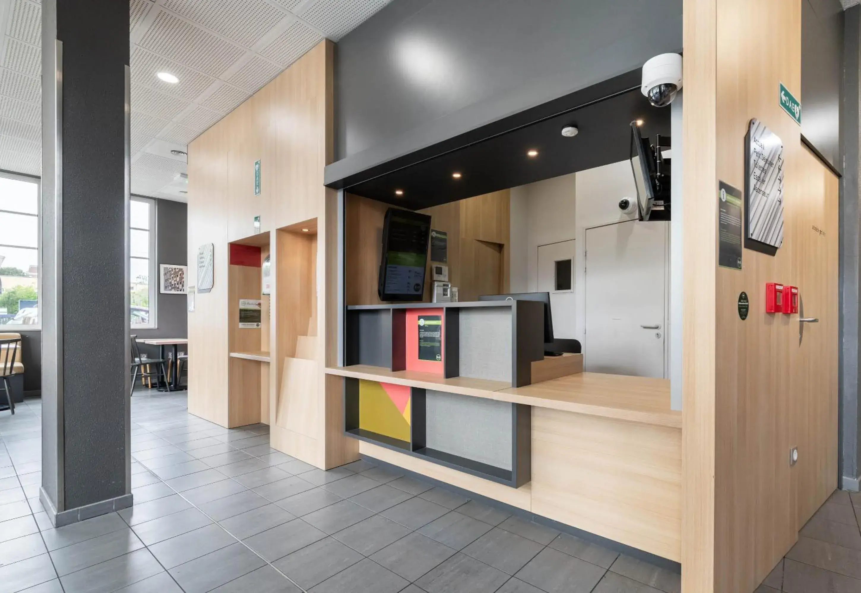 Lobby or reception in B&B HOTEL Lille Roubaix Campus Gare Lobby or reception in B&B HOTEL Lille Roubaix Campus Gare