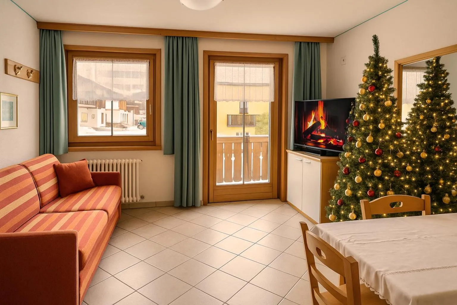 Communal lounge/ TV room in Bait Ables