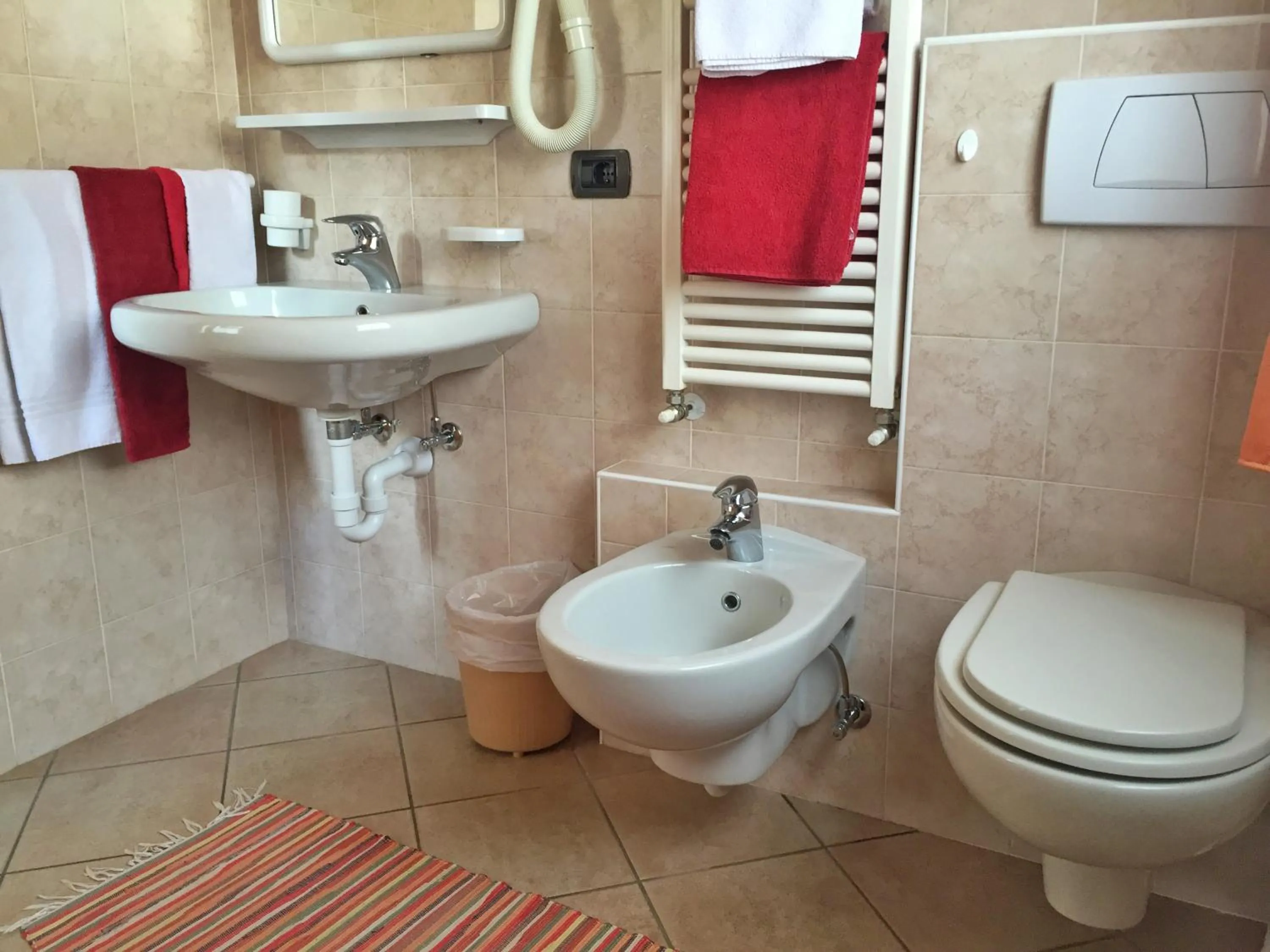 Shower in Bait Ables