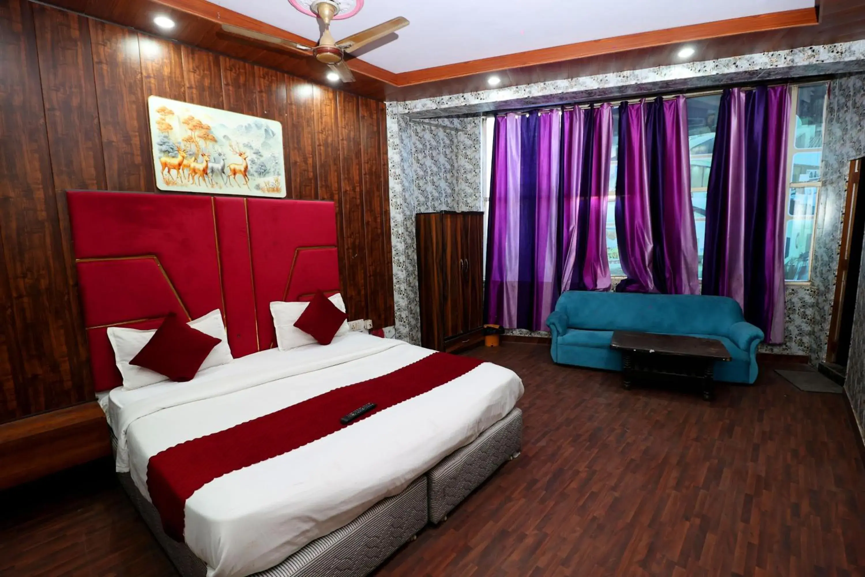 Superior King Room in Hotel Umang Superior King Room in Hotel Umang