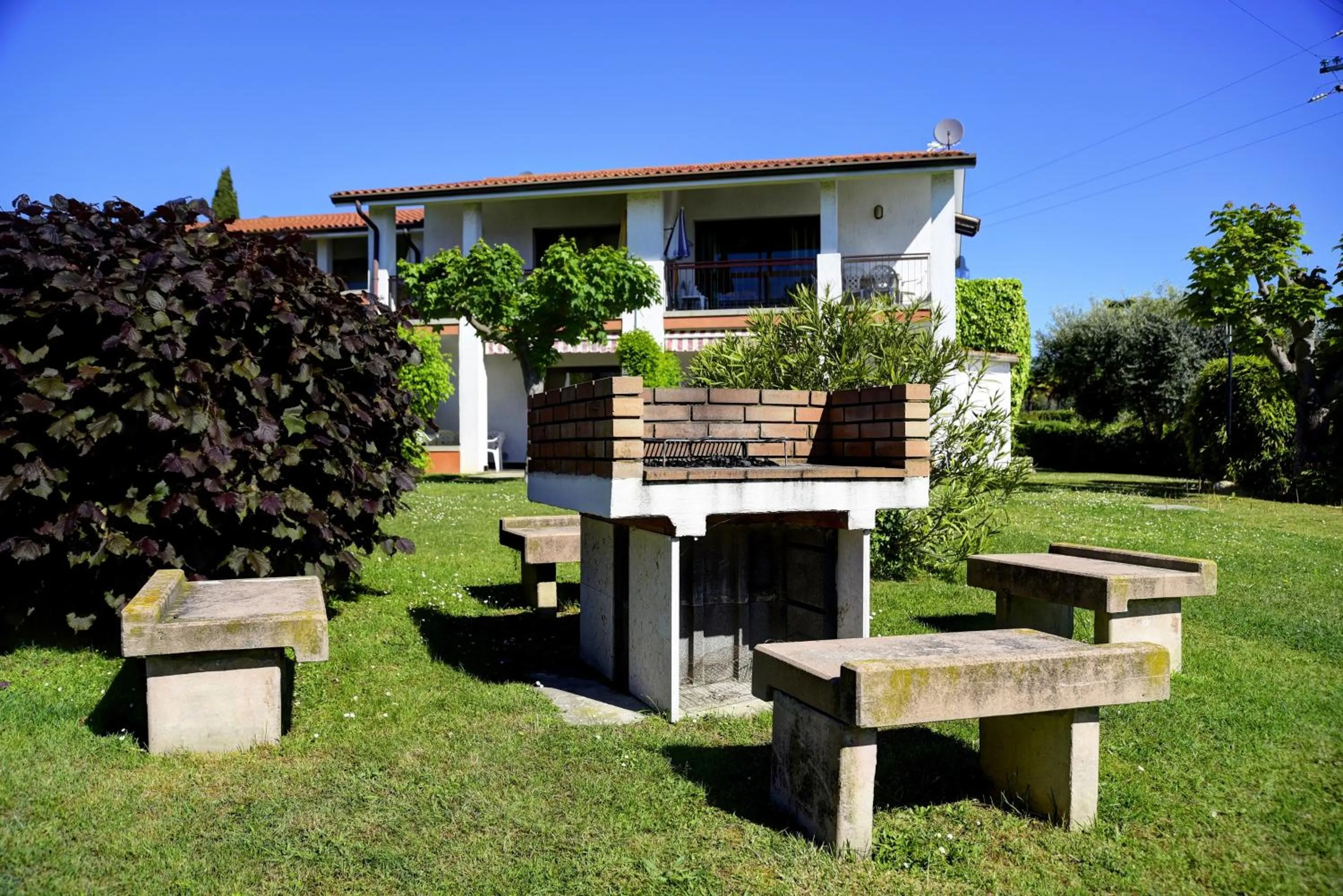 BBQ facilities in Italsol Residence Riai