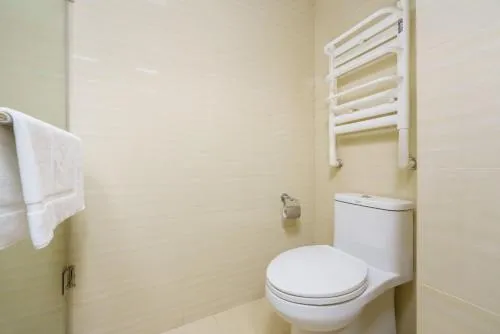 NO.8 Qing Ni Apartment(DL Railway Station Zhongshan Square Branch )