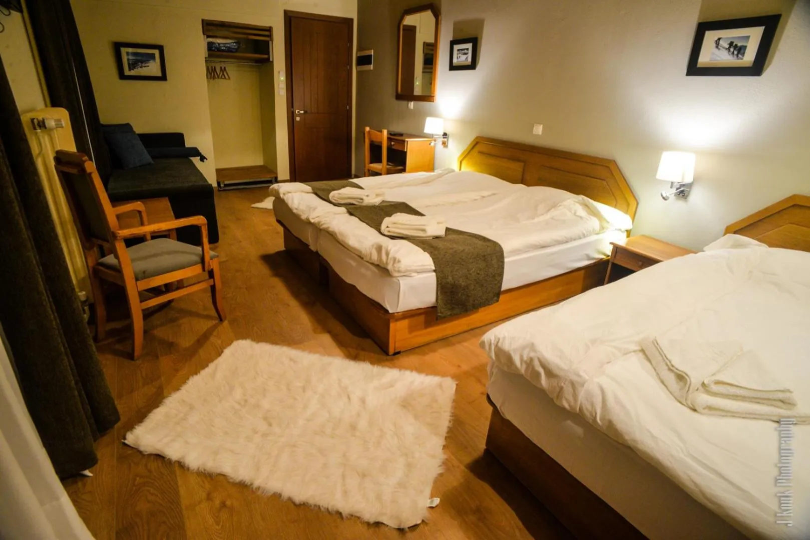 Photo of the whole room, Bed in Naoussa Mountain Resort