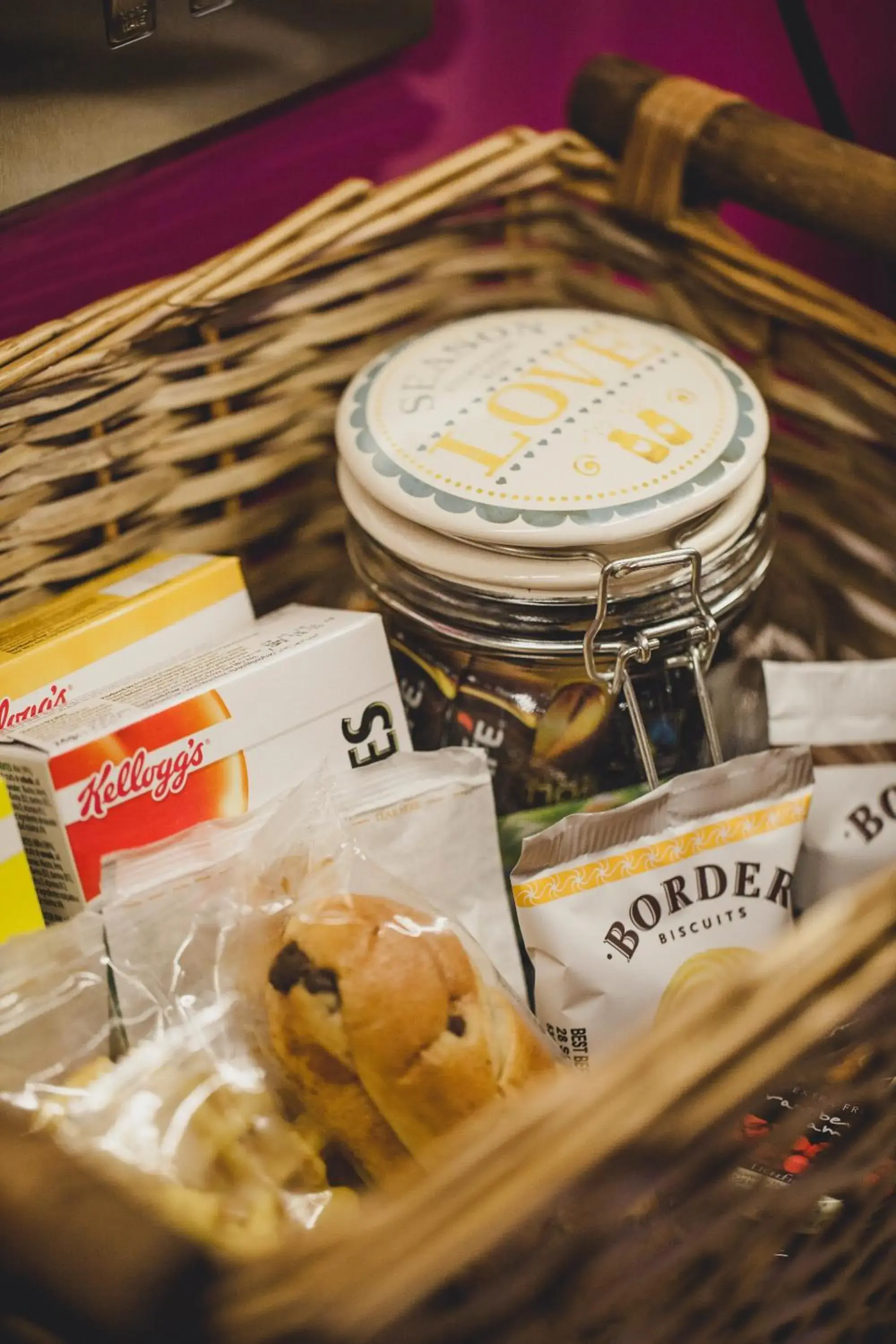 Food in Court Residence Aparthotel Food in Court Residence Aparthotel