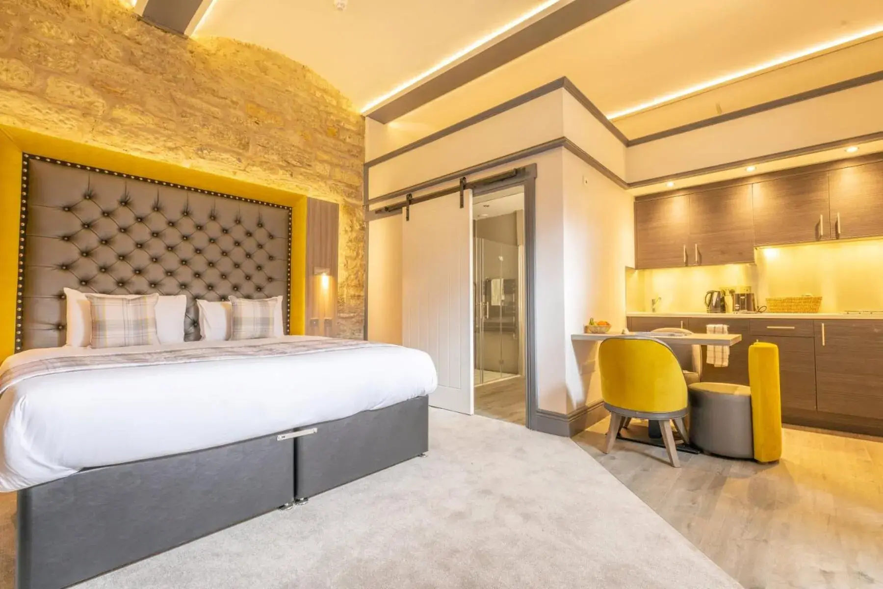 Photo of the whole room, Bed in Court Residence Aparthotel Photo of the whole room, Bed in Court Residence Aparthotel