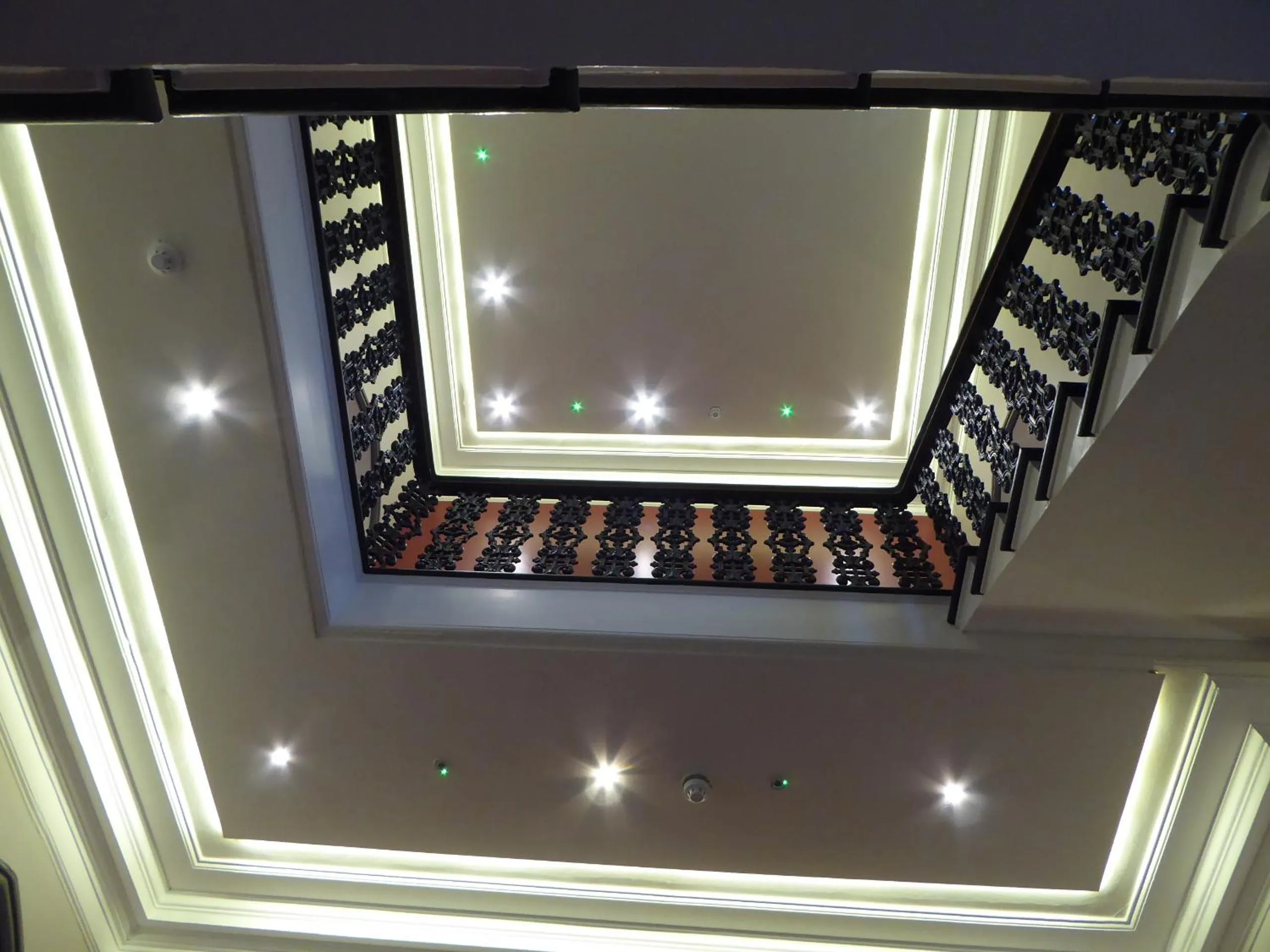 Facade/entrance in Court Residence Aparthotel