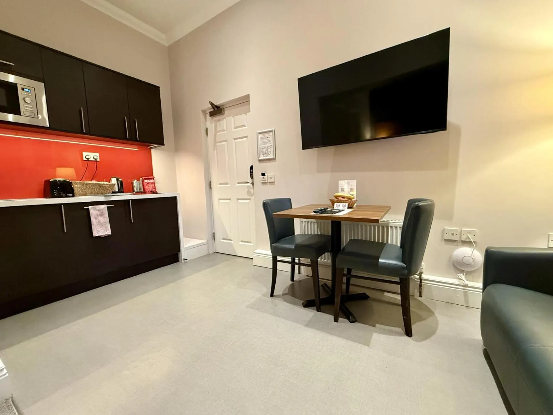 Dining area in Court Residence Aparthotel