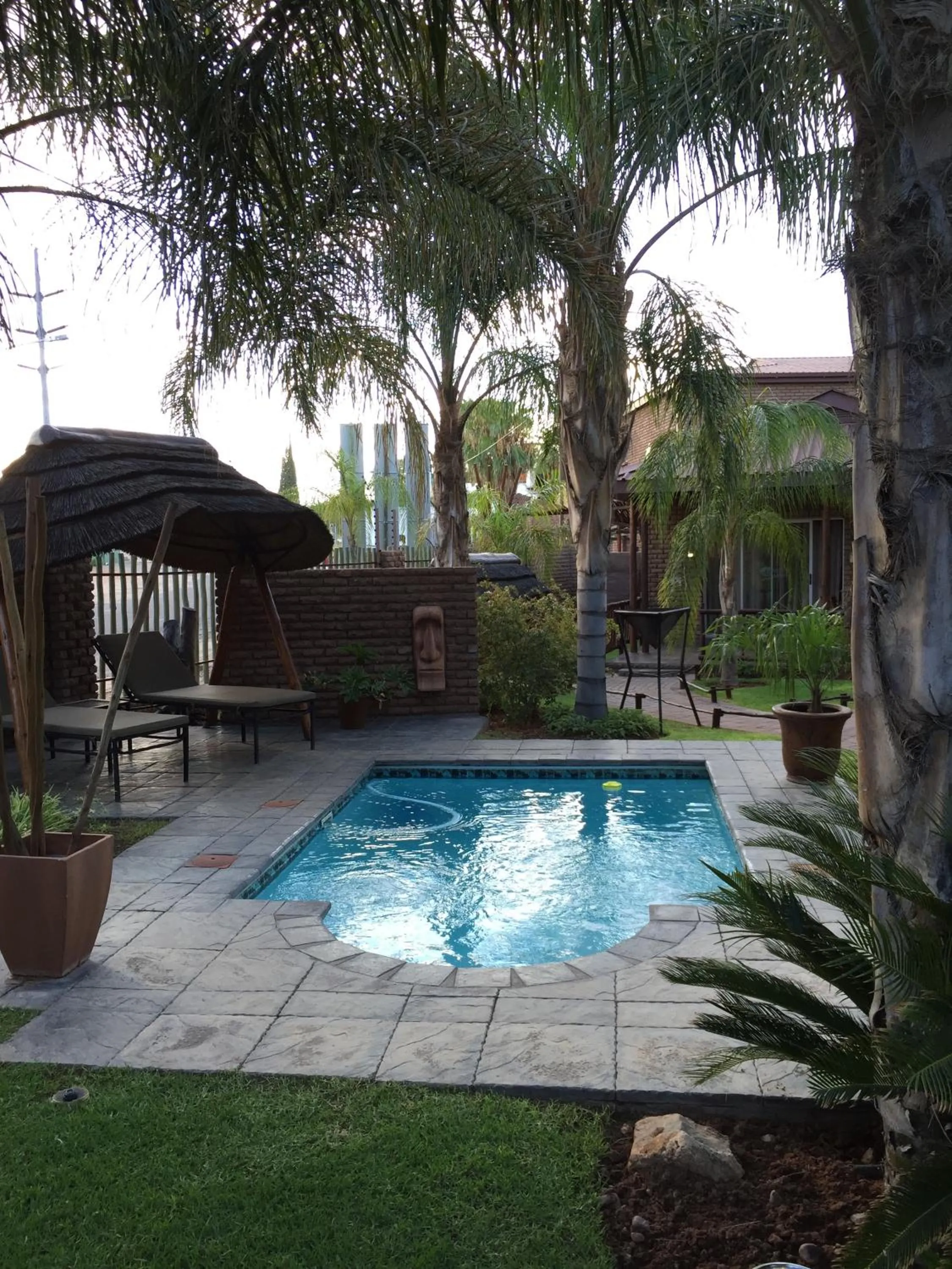 Swimming pool in Country Lodge