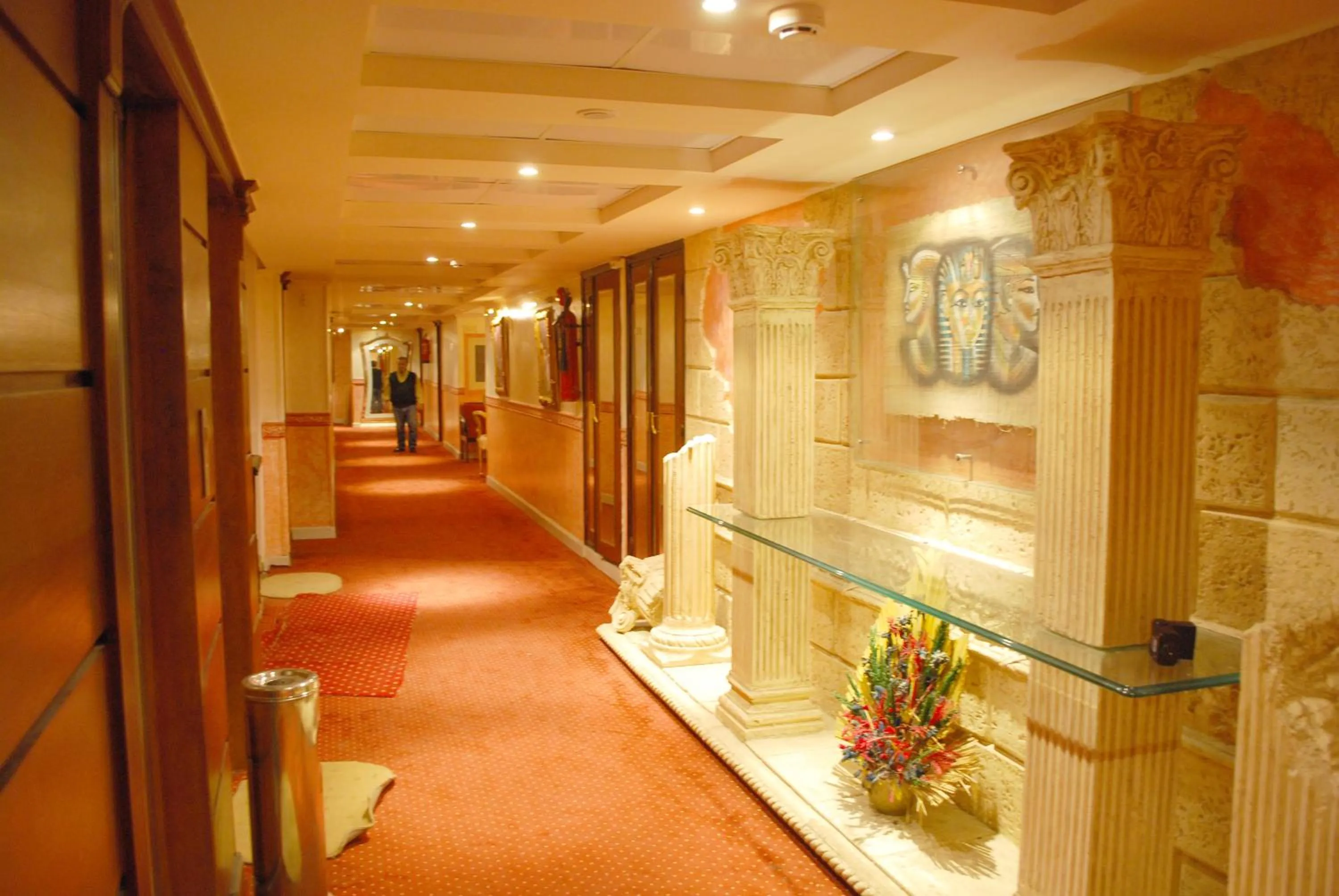 Decorative detail in Hor Moheb Hotel