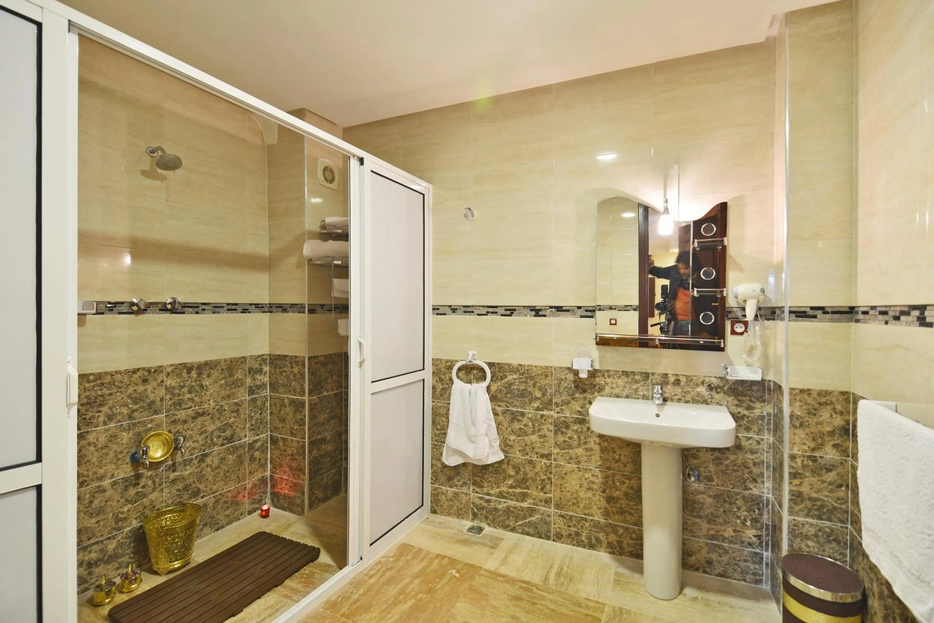 Bathroom in Hôtel BLUE SKY