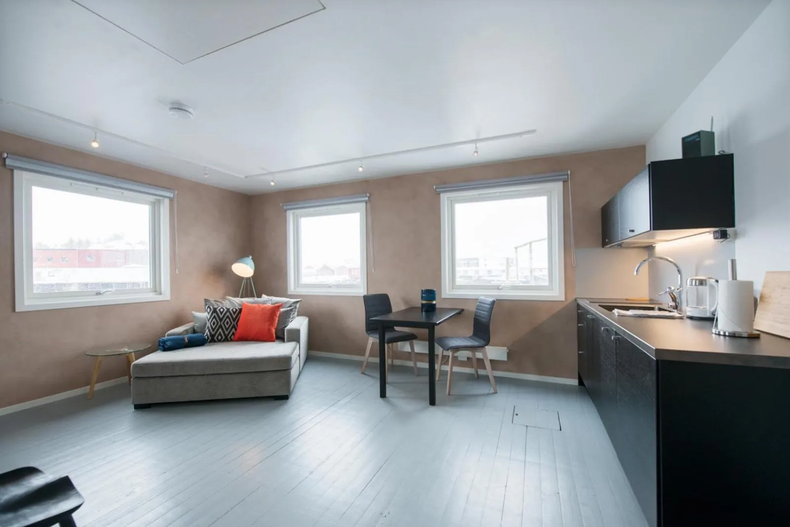 Kitchen or kitchenette in Hattvika Lodge