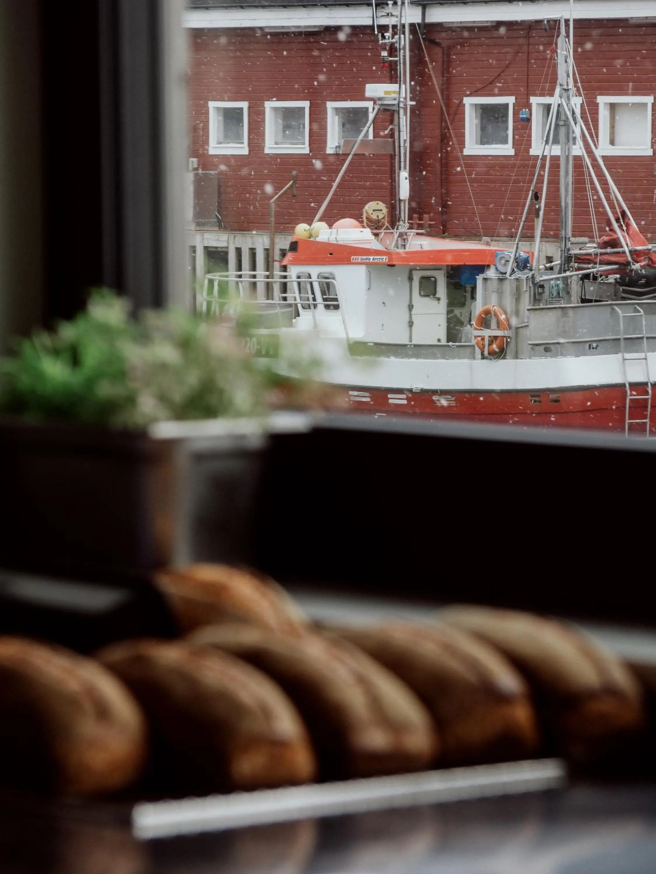 Breakfast in Hattvika Lodge