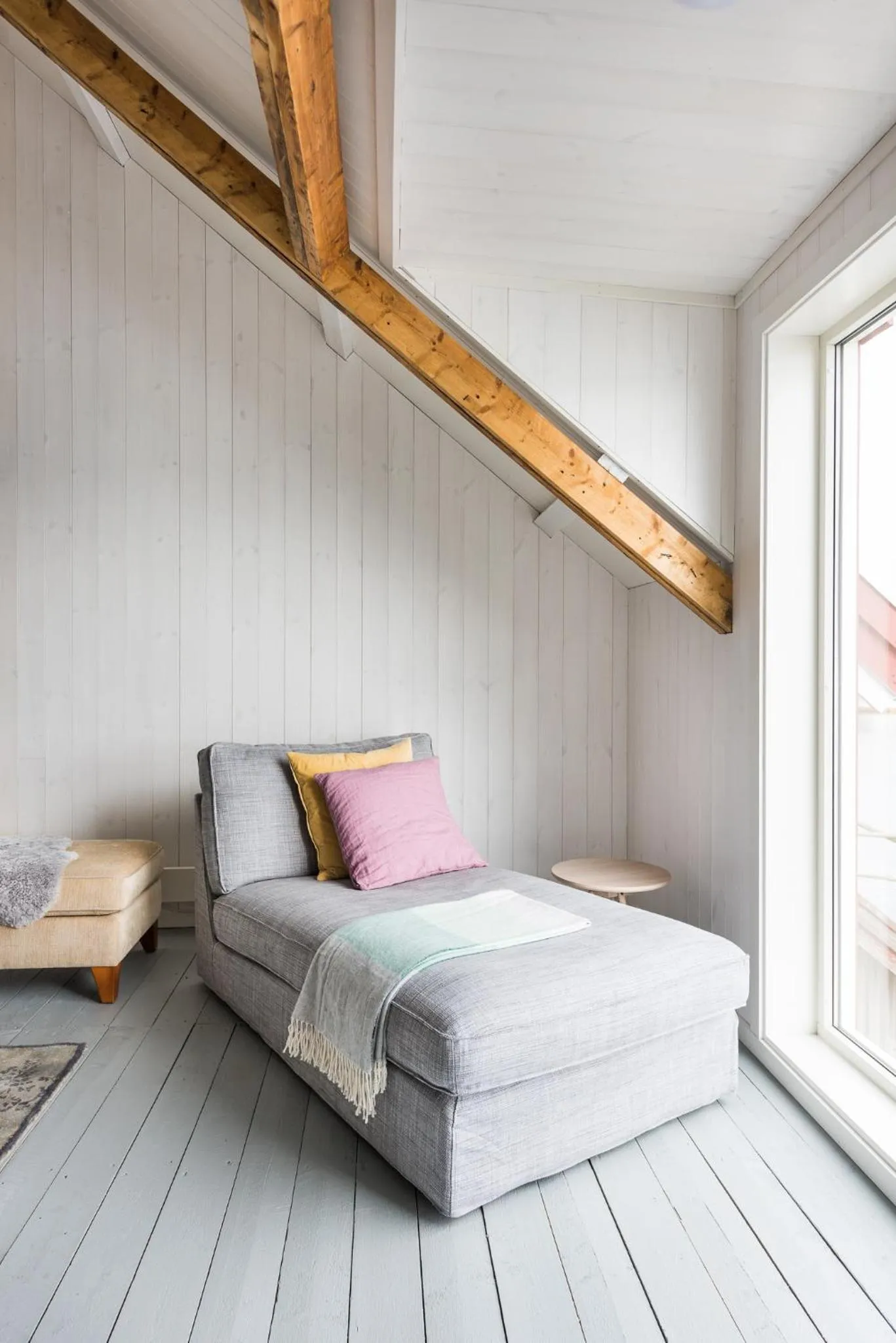 Day, Bed in Hattvika Lodge