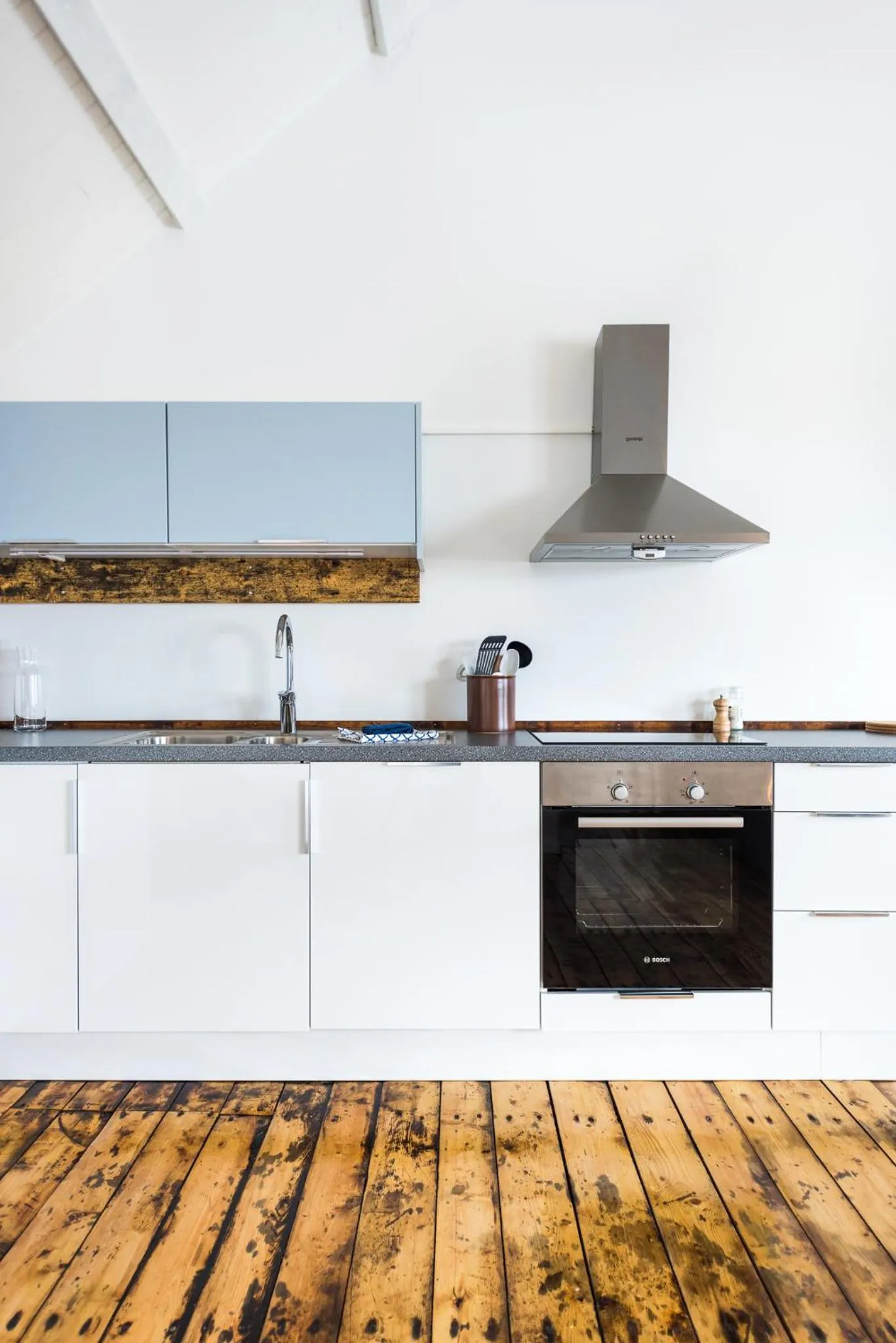 Kitchen or kitchenette in Hattvika Lodge