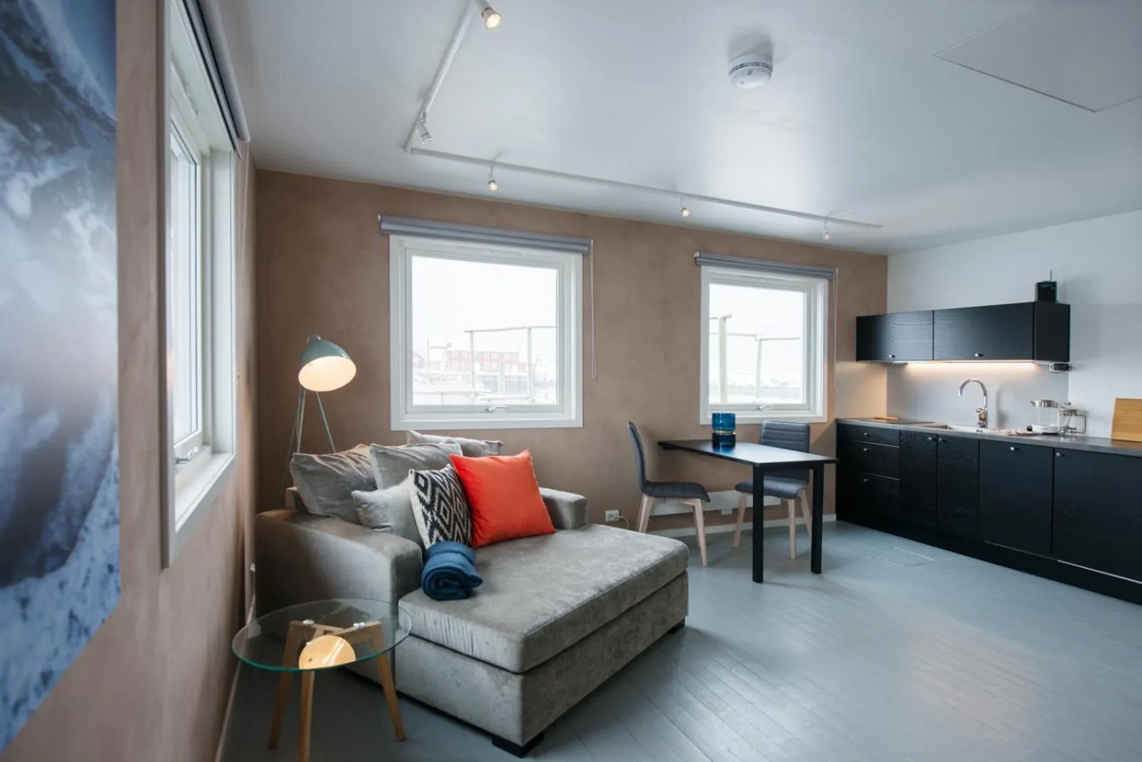 Kitchen or kitchenette in Hattvika Lodge