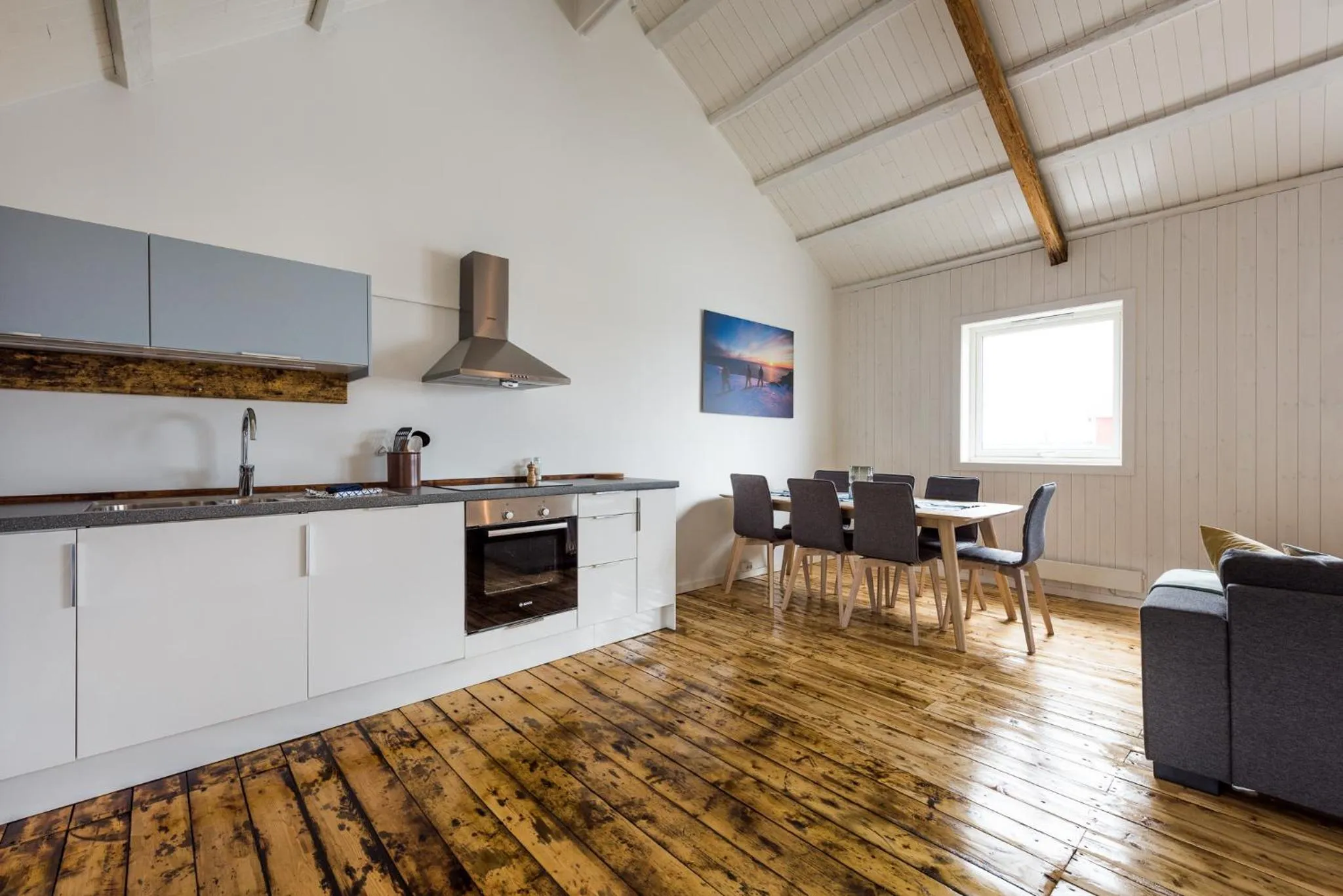 Kitchen or kitchenette in Hattvika Lodge